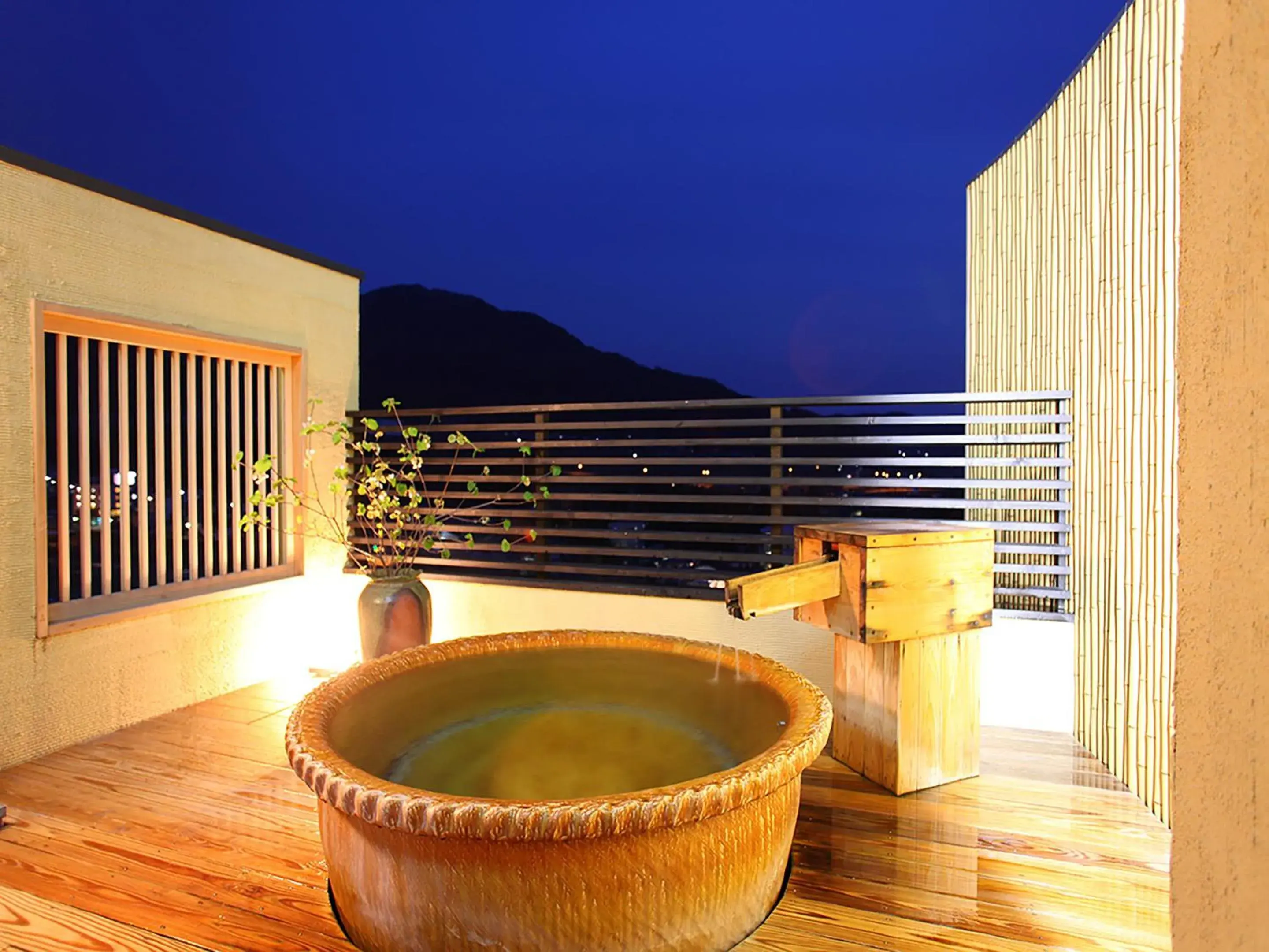 Hot Spring Bath in Ryokan Biyunoyado