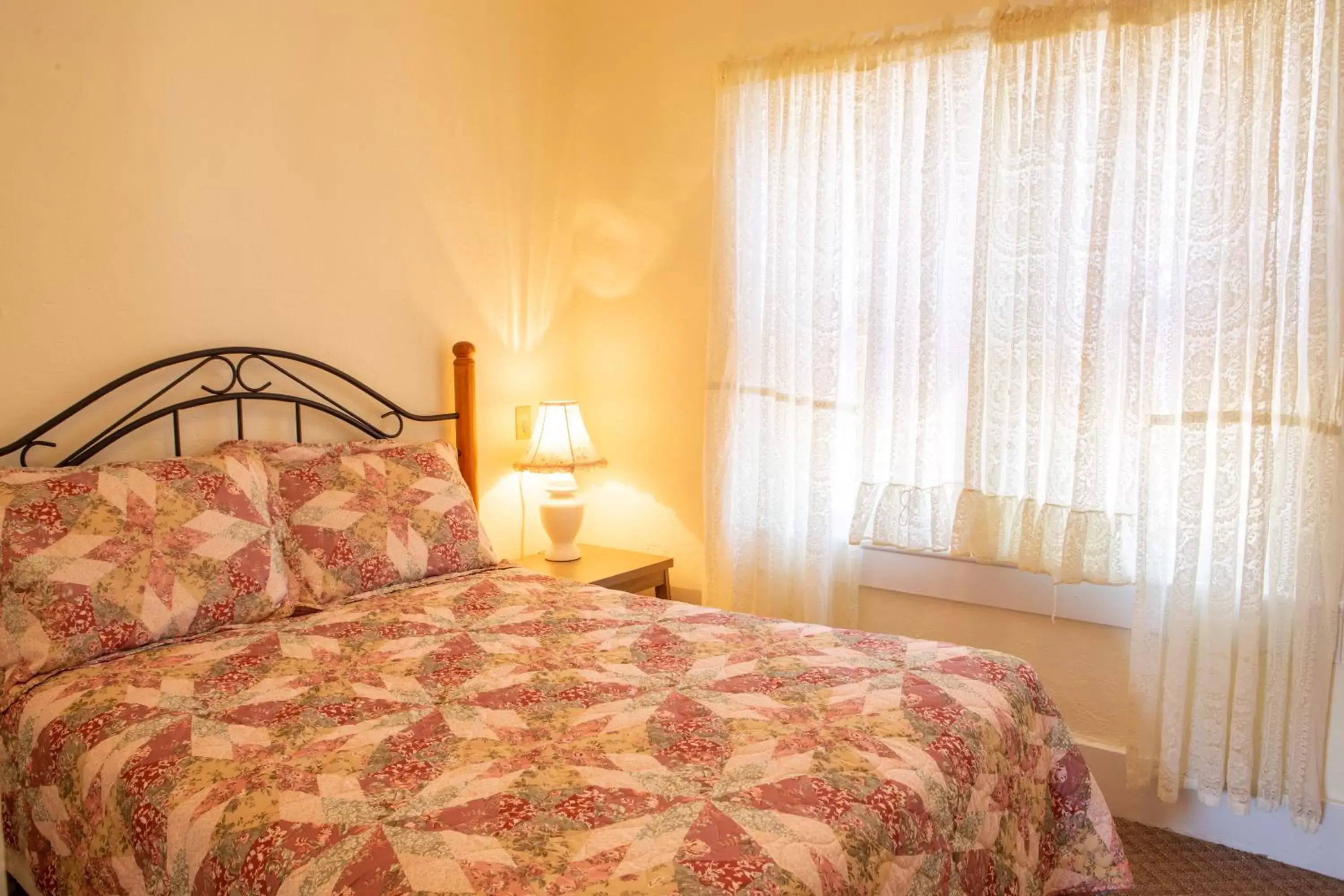 Bedroom, Bed in The Chimney Rock Inn & Cottages