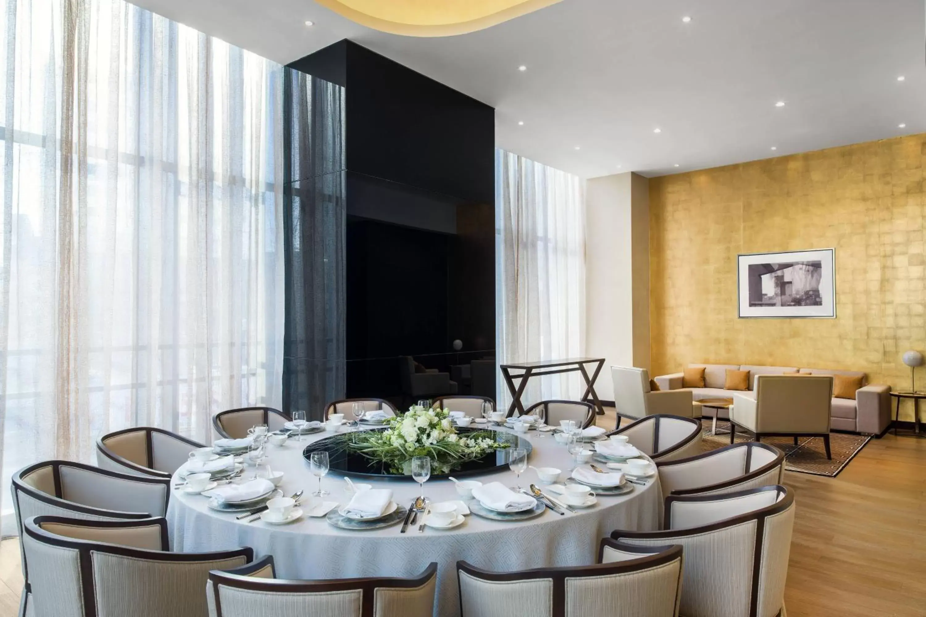 Meeting/conference room, Restaurant/Places to Eat in Le Meridien Shenyang Heping