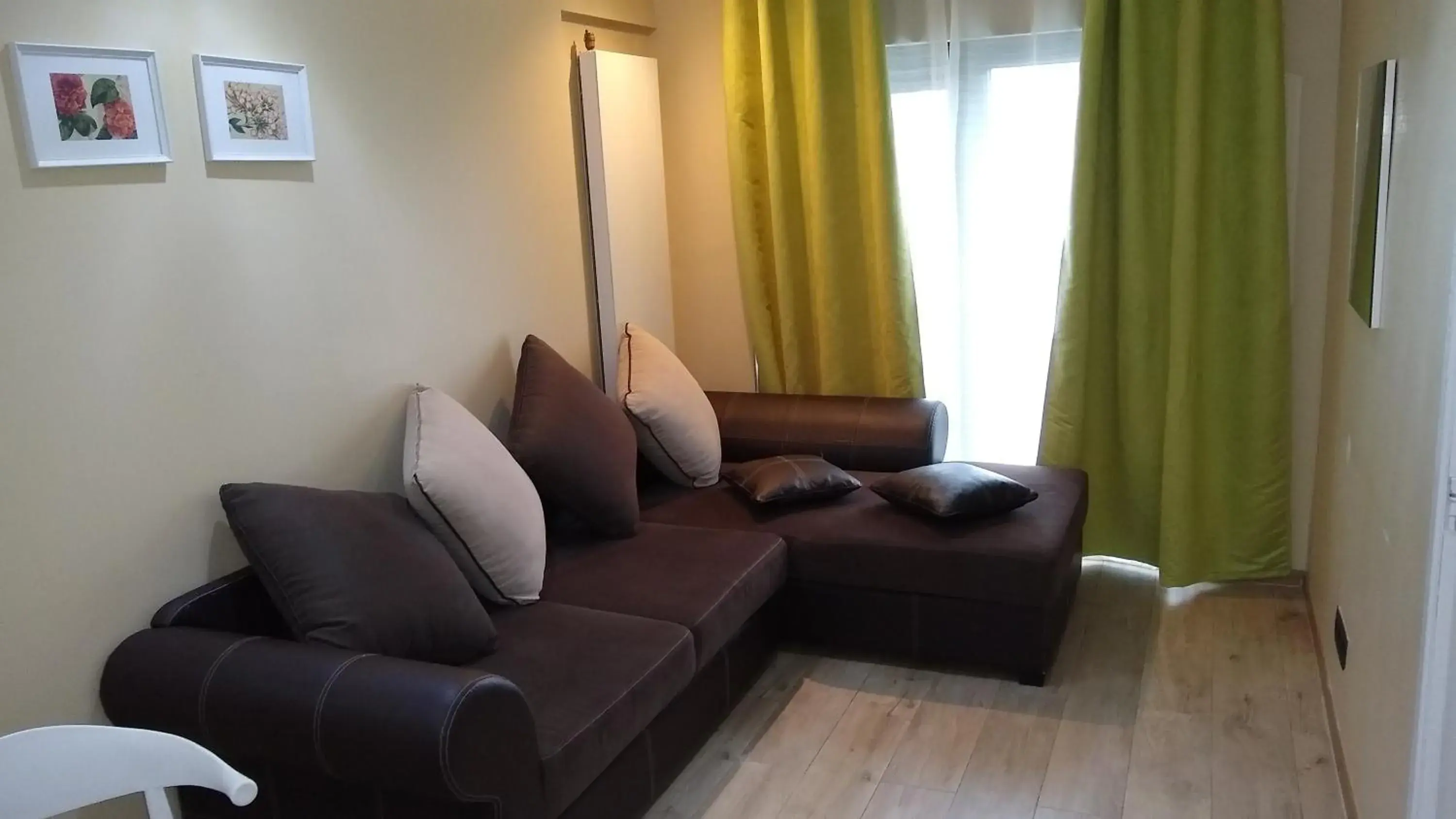 Living room, Seating Area in Hotel Phenix