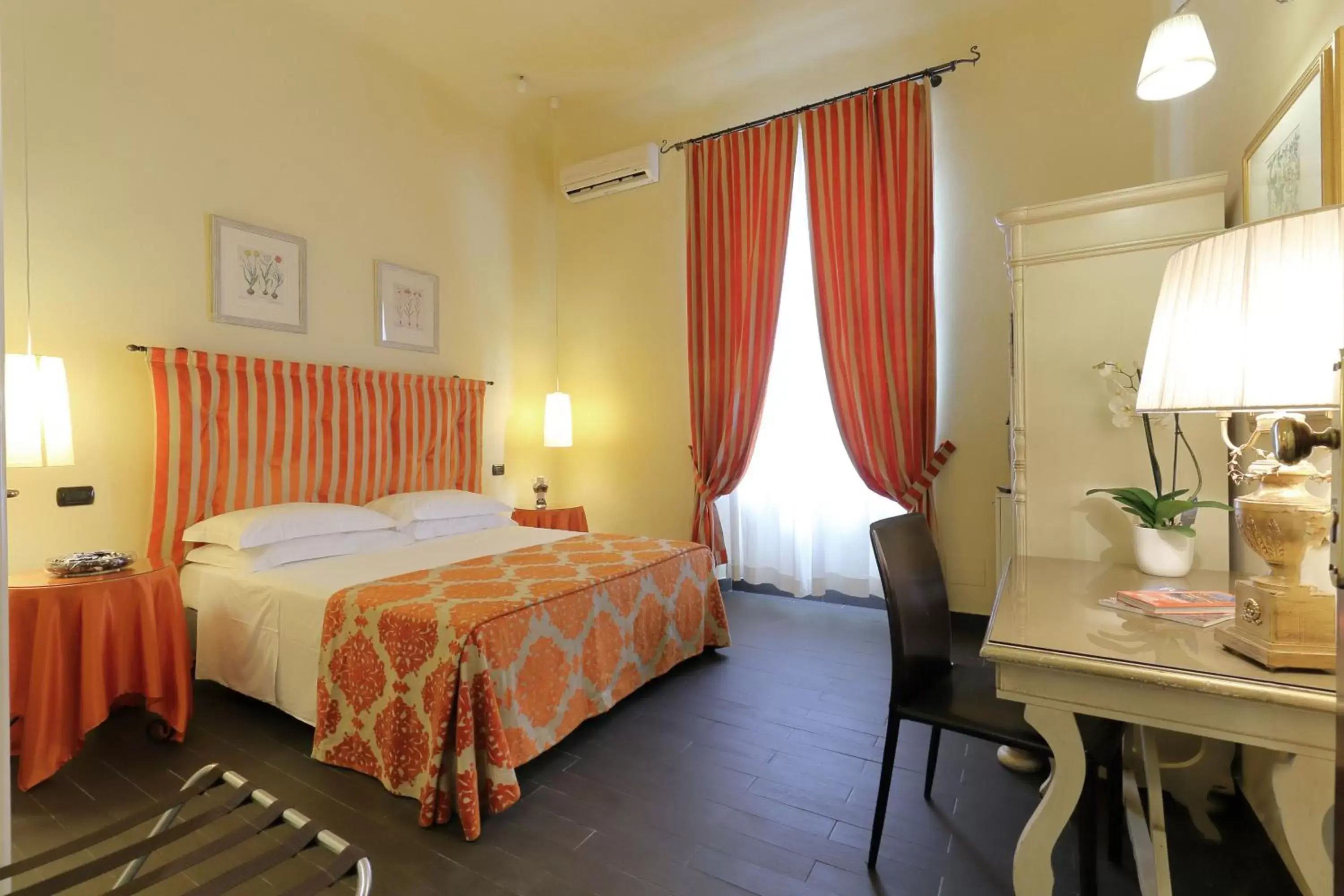 Day, Bed in Relais Lavagnini Florence