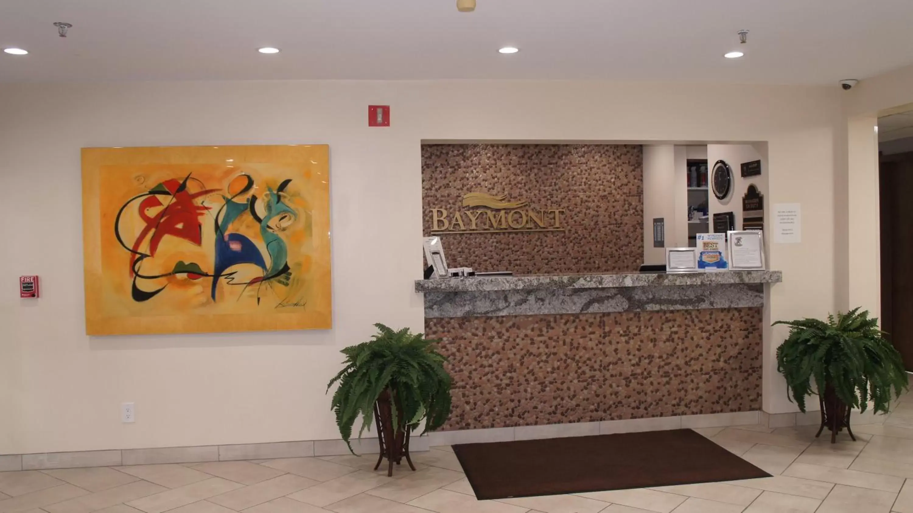 Lobby or reception in Baymont by Wyndham Chicago/Alsip Lobby or reception in Baymont by Wyndham Chicago/Alsip