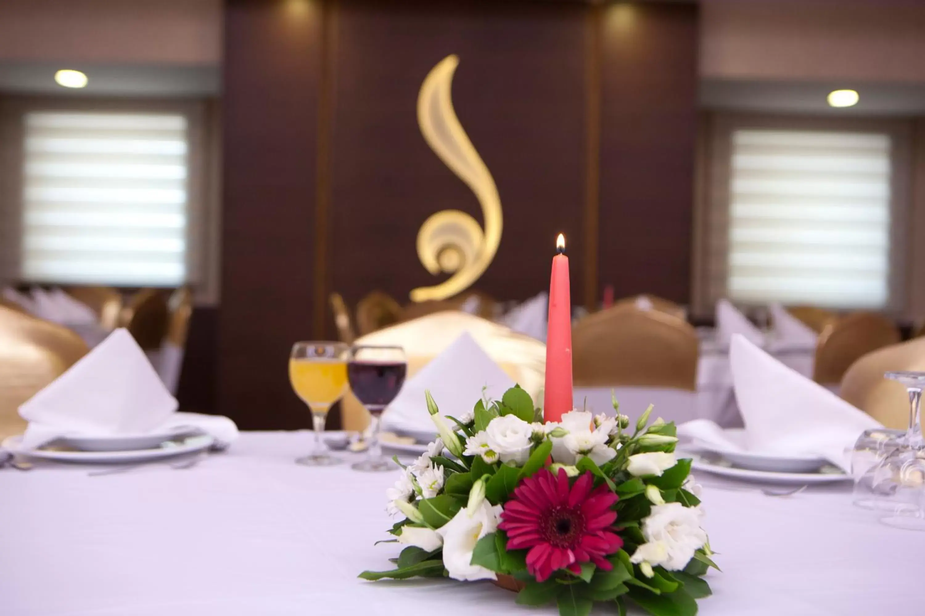 Food, Restaurant/Places to Eat in Bera Konya Hotel