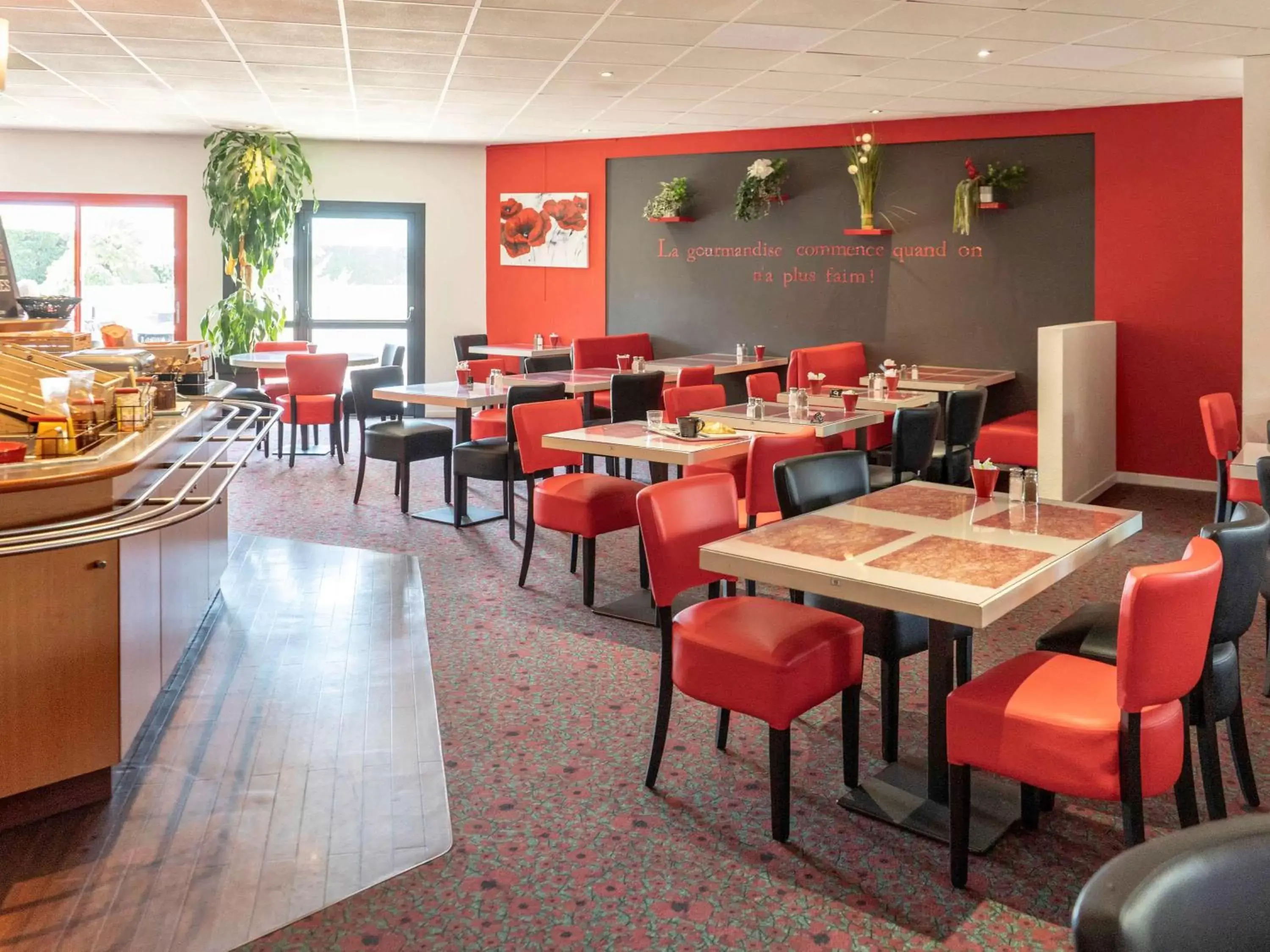 Restaurant/Places to Eat in ibis Beziers Est Mediterranee A9/A75