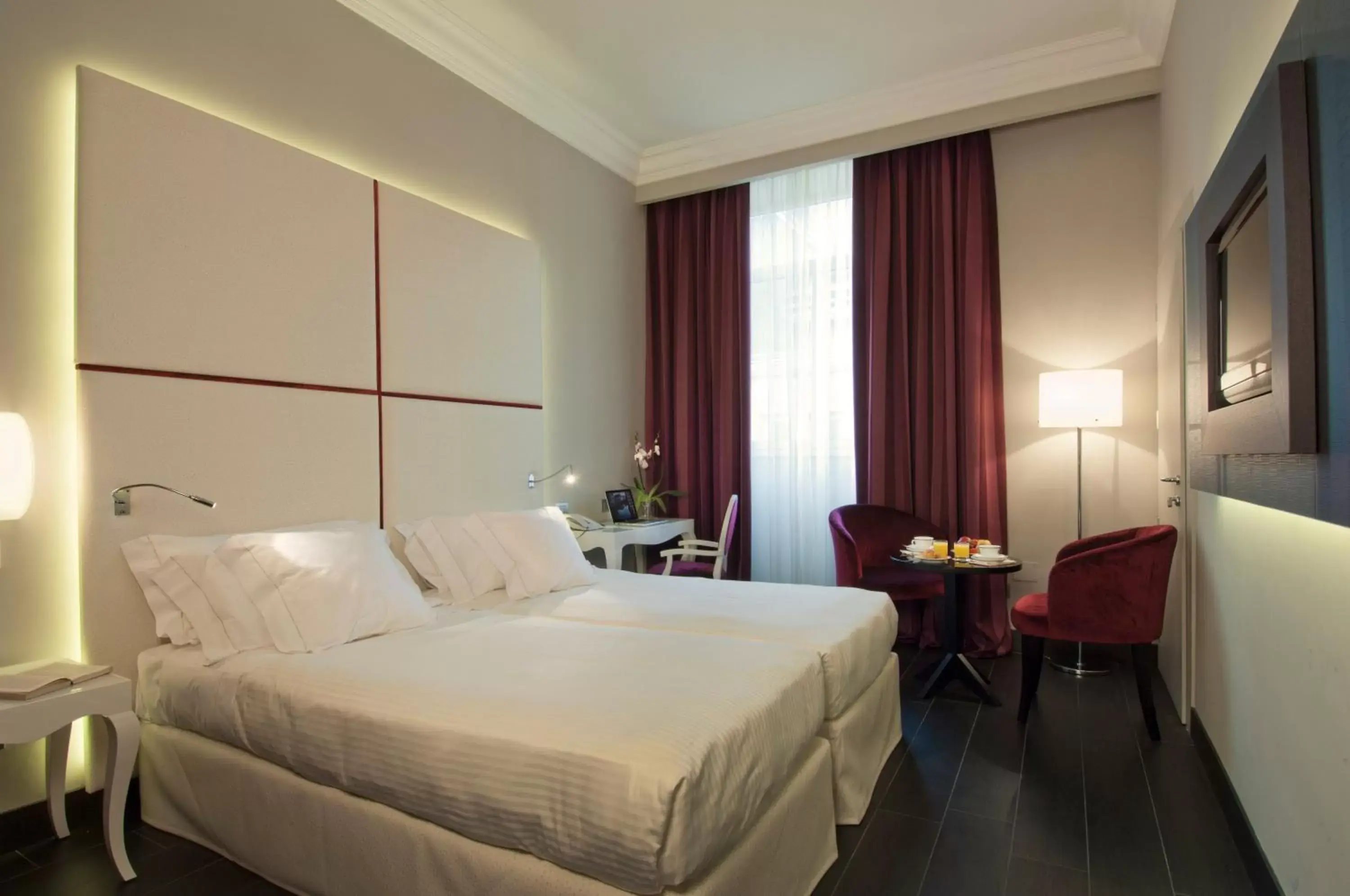 Bed in Sina De La Ville Bed in Sina De La Ville