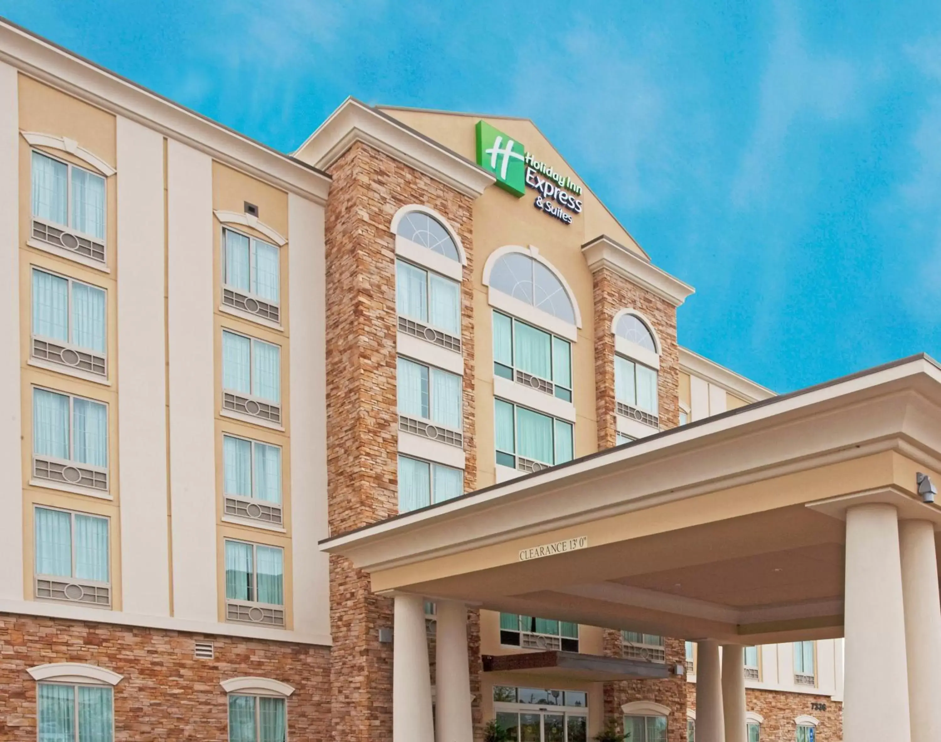 Property building in Holiday Inn Express & Suites Columbus at Northlake, an IHG Hotel