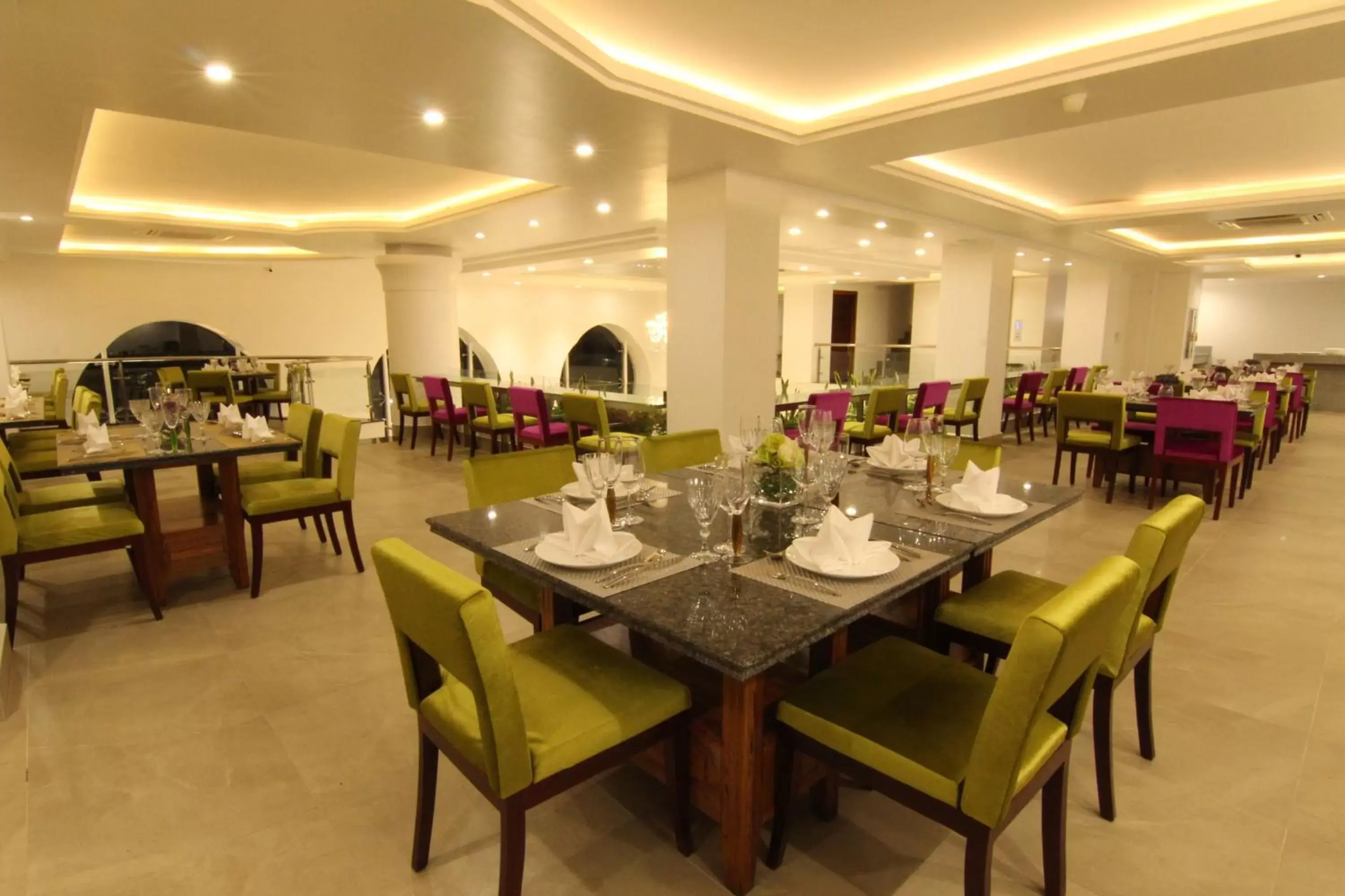 Restaurant/Places to Eat in Harmony Phnom Penh Hotel