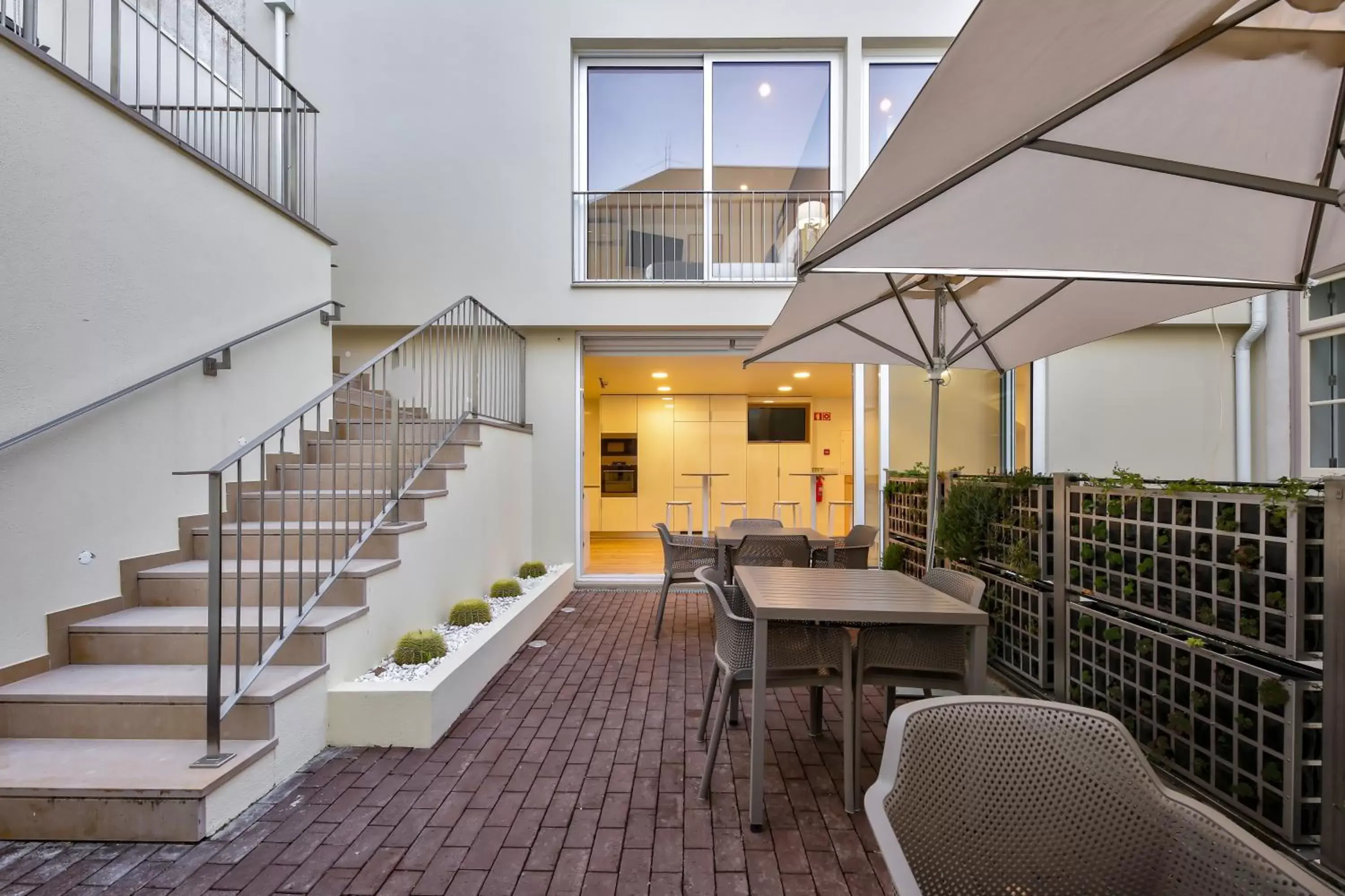 Balcony/Terrace in Avenue Garden