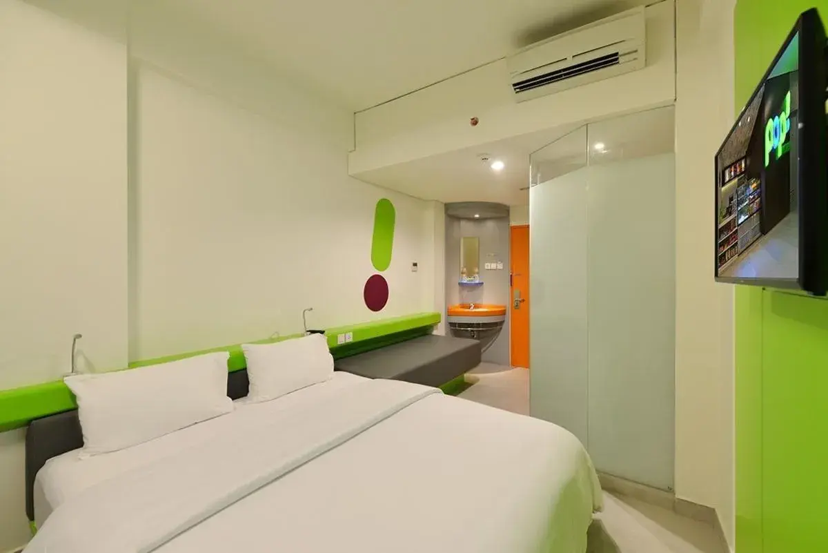 Bedroom, Bed in POP Hotel Timoho - Yogyakarta