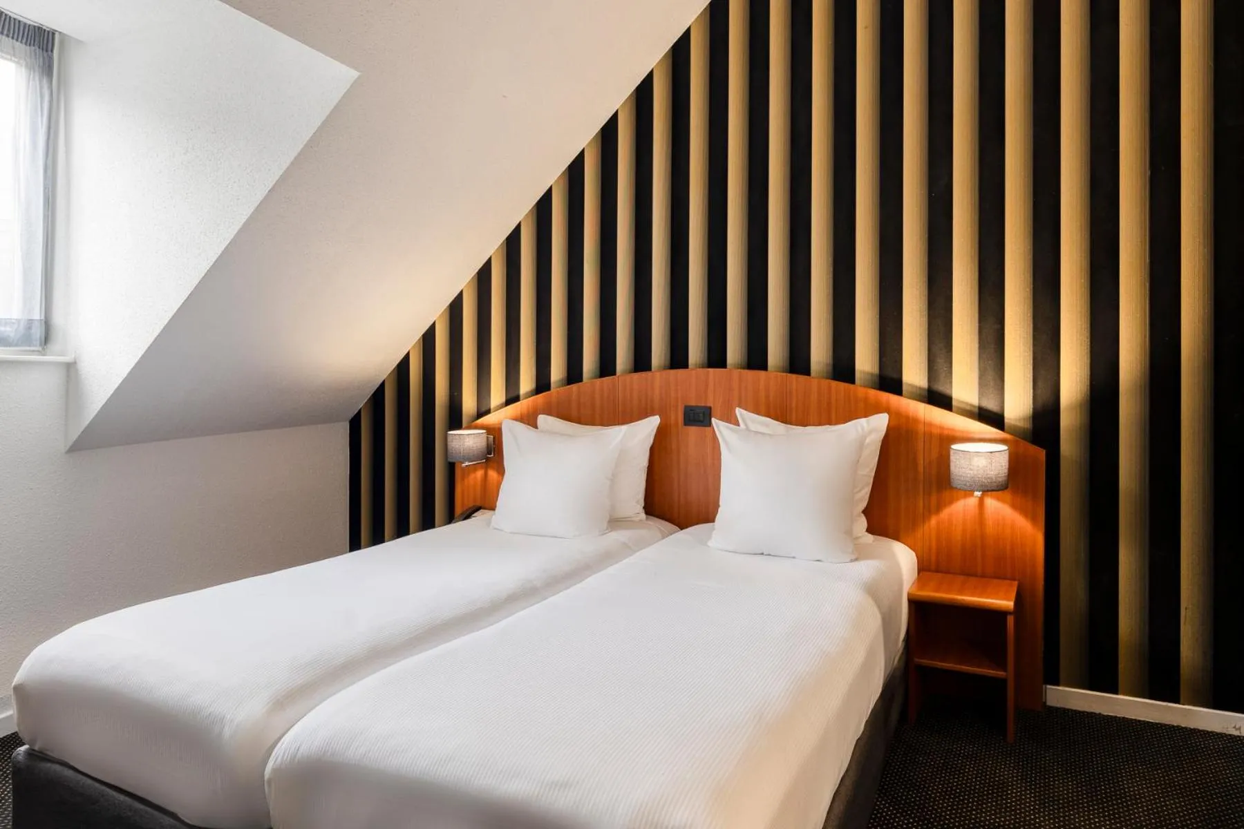 Bedroom, Bed in Aris Grand Place Hotel