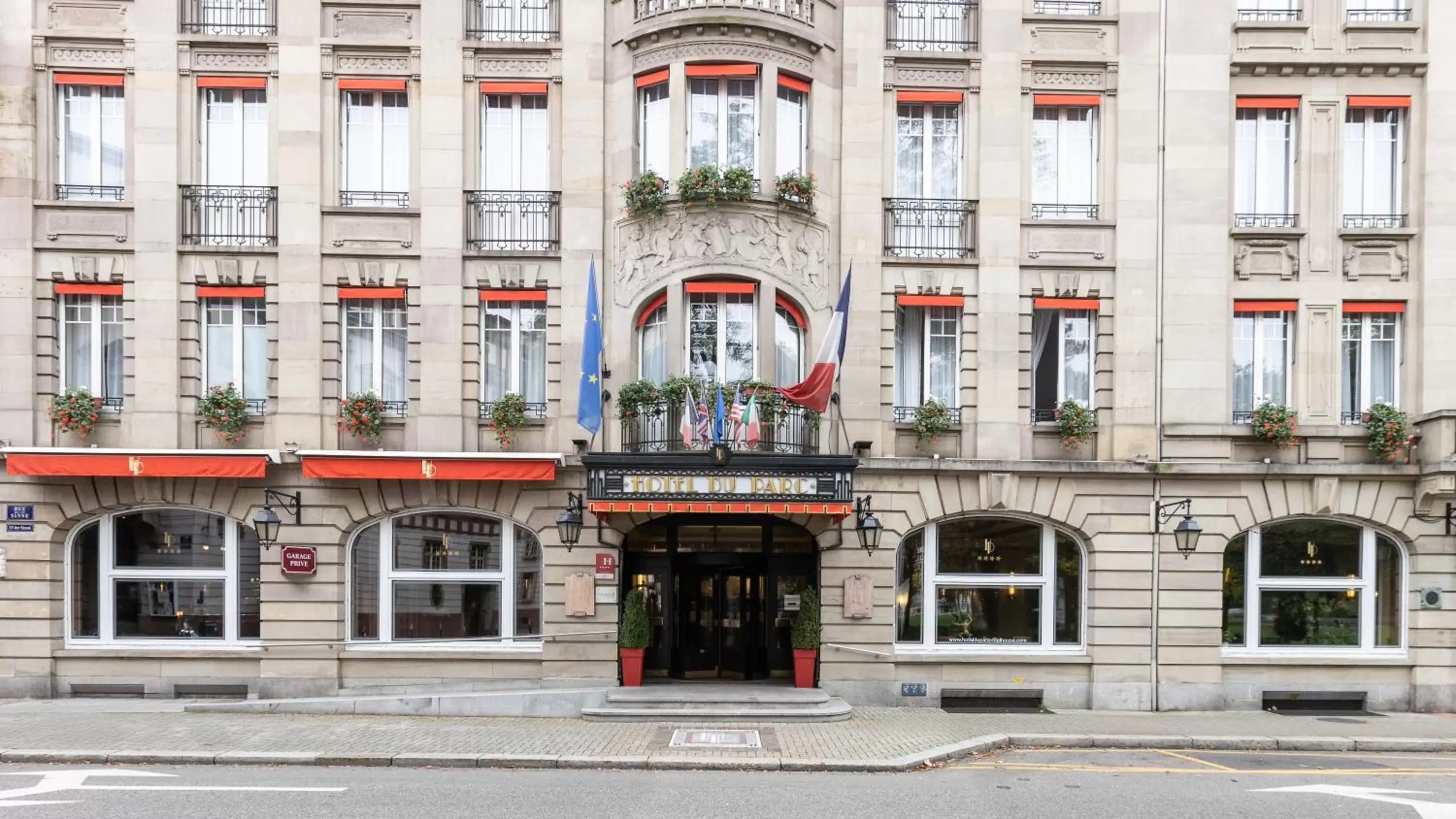 Property Building in Hotel Du Parc - Mulhouse Centre