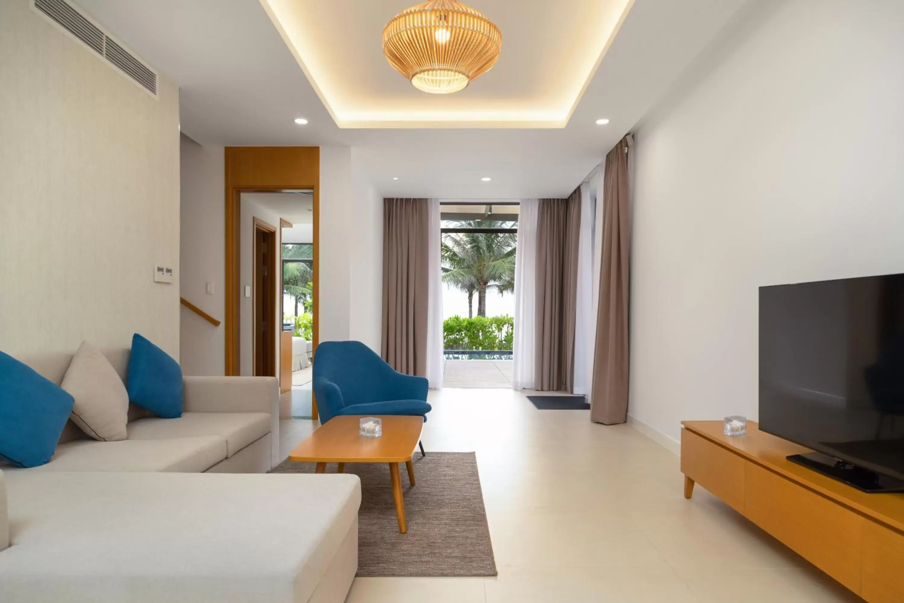 Living room, Seating Area in Wyndham Garden Cam Ranh Resort