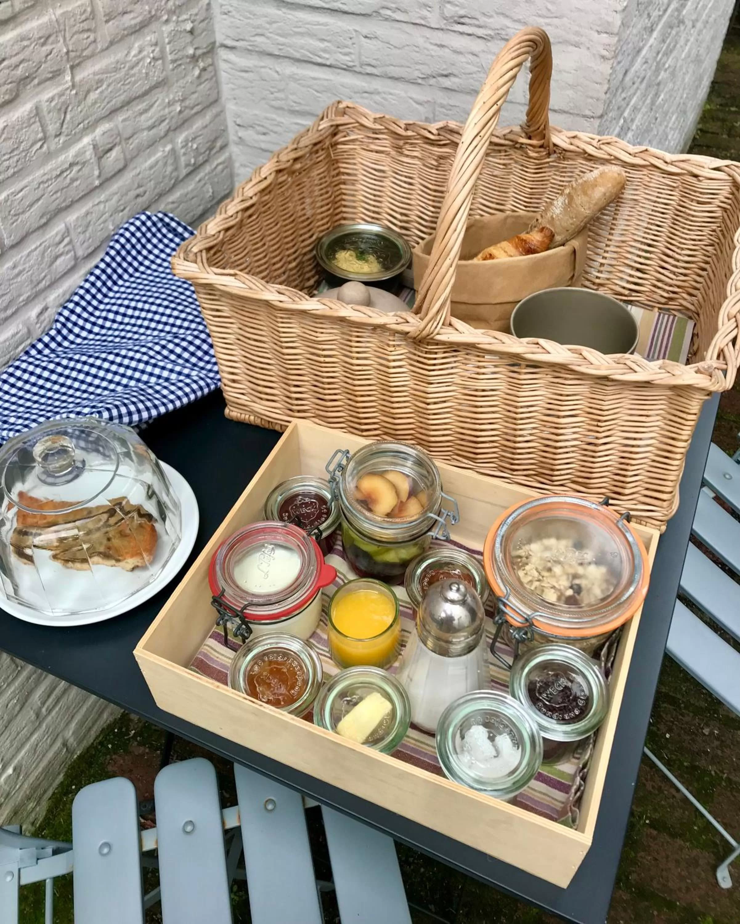 Breakfast in B&B La Ruelle