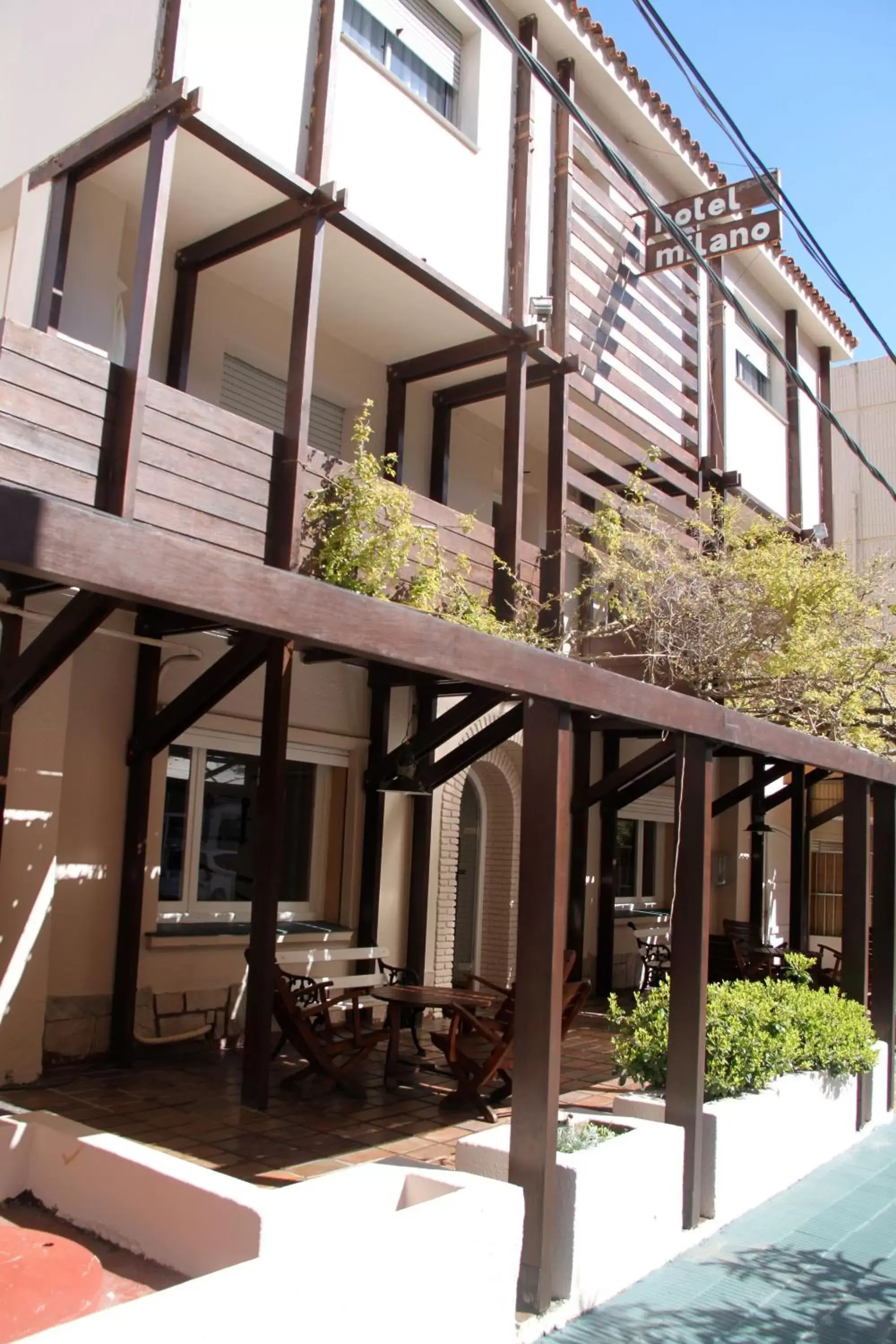 Facade/entrance in Hotel Milano Facade/entrance in Hotel Milano