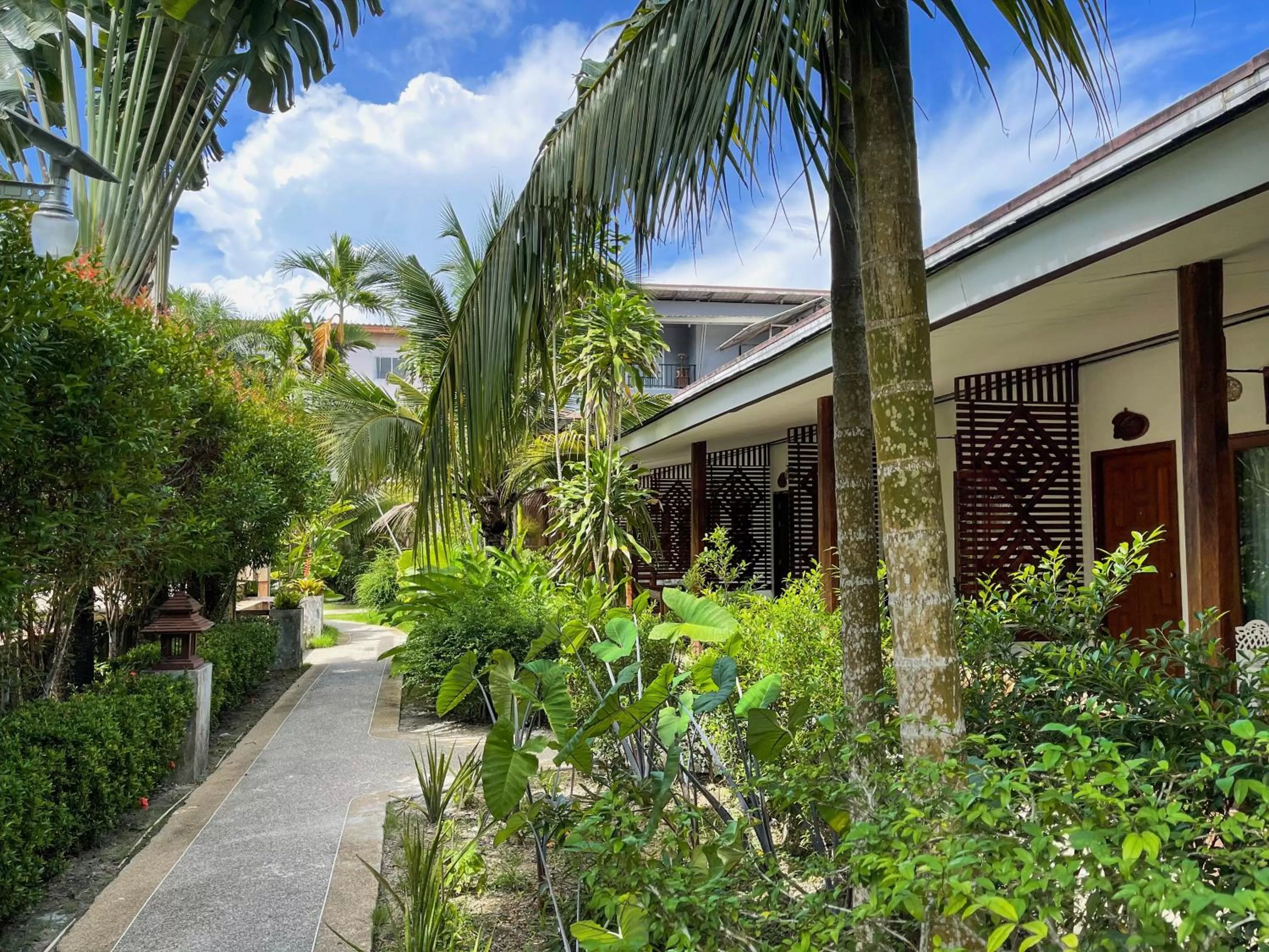 Garden view in Phuvara Boutique Aonang