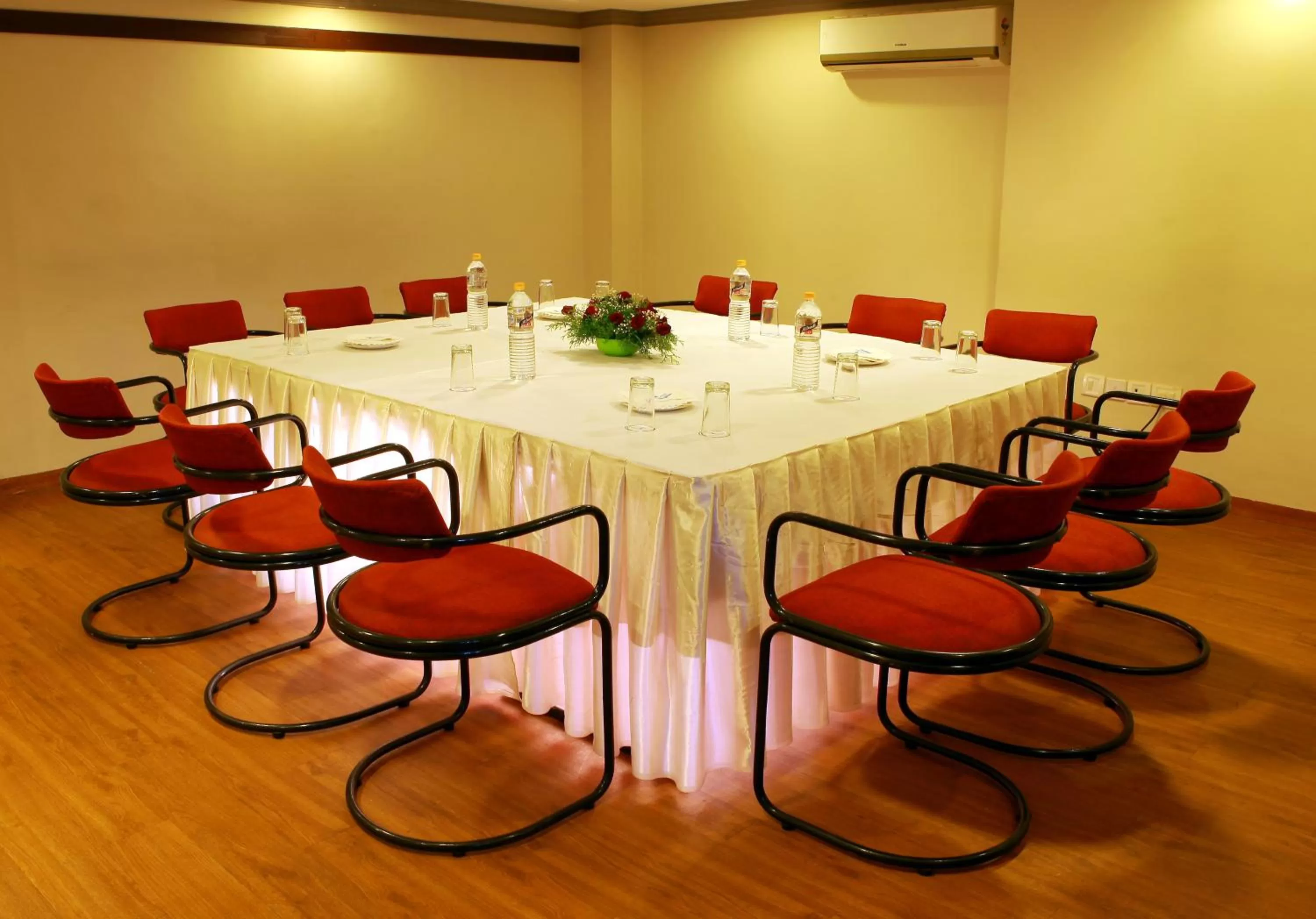 Meeting/conference room in Manuelsons Malabar Palace