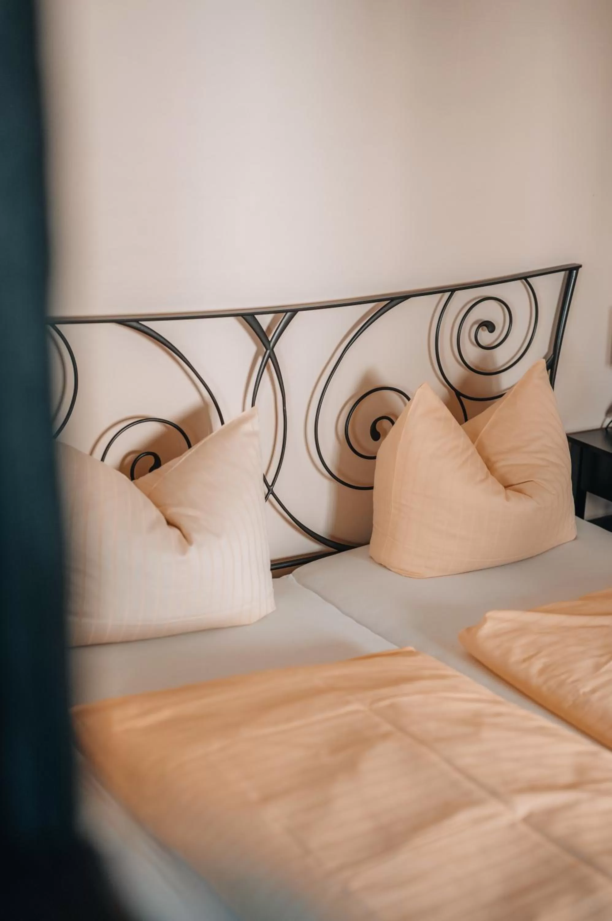 Bed in Watzdorfer Geleitschenke und Herberge