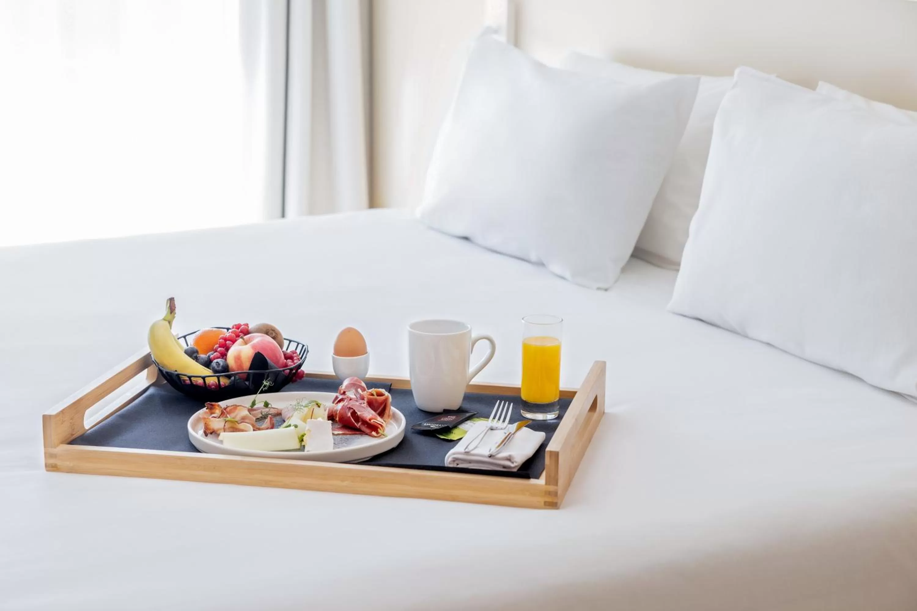Breakfast, Bed in Hôtel Ibaïa
