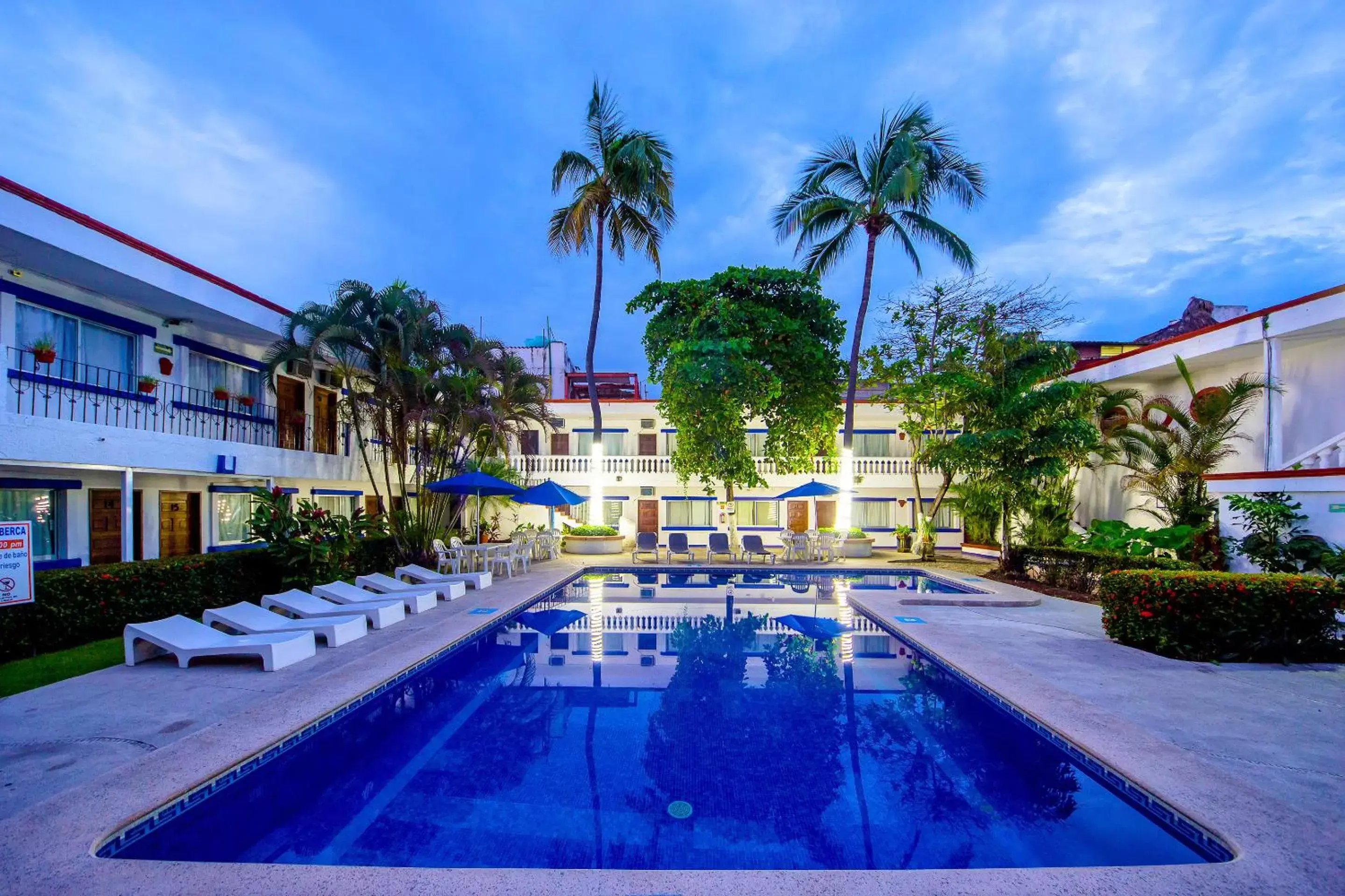 Patio in Hotel Hacienda Vallarta - Playa Las Glorias