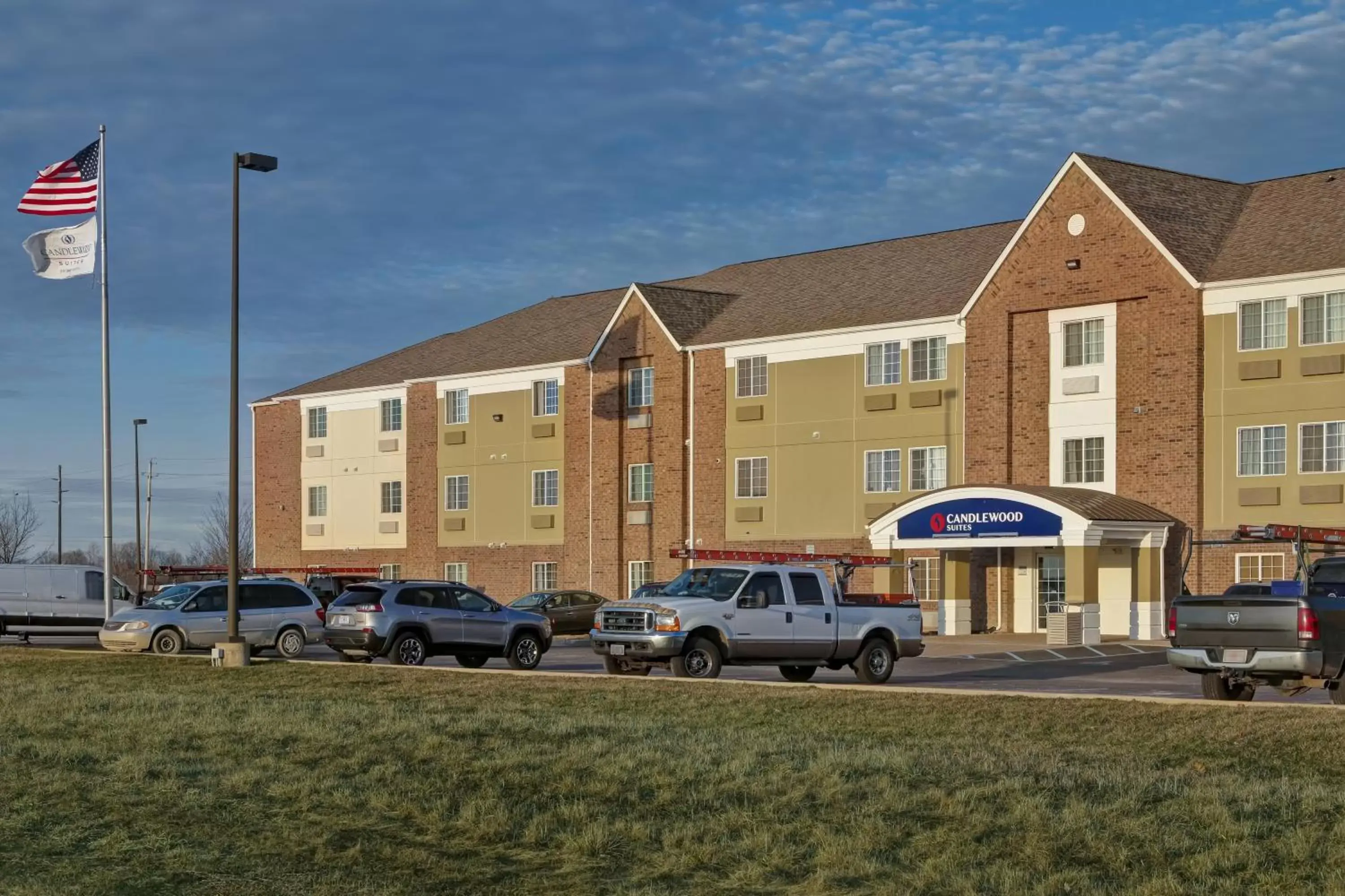 Property Building in Candlewood Suites Indianapolis - South, an IHG Hotel