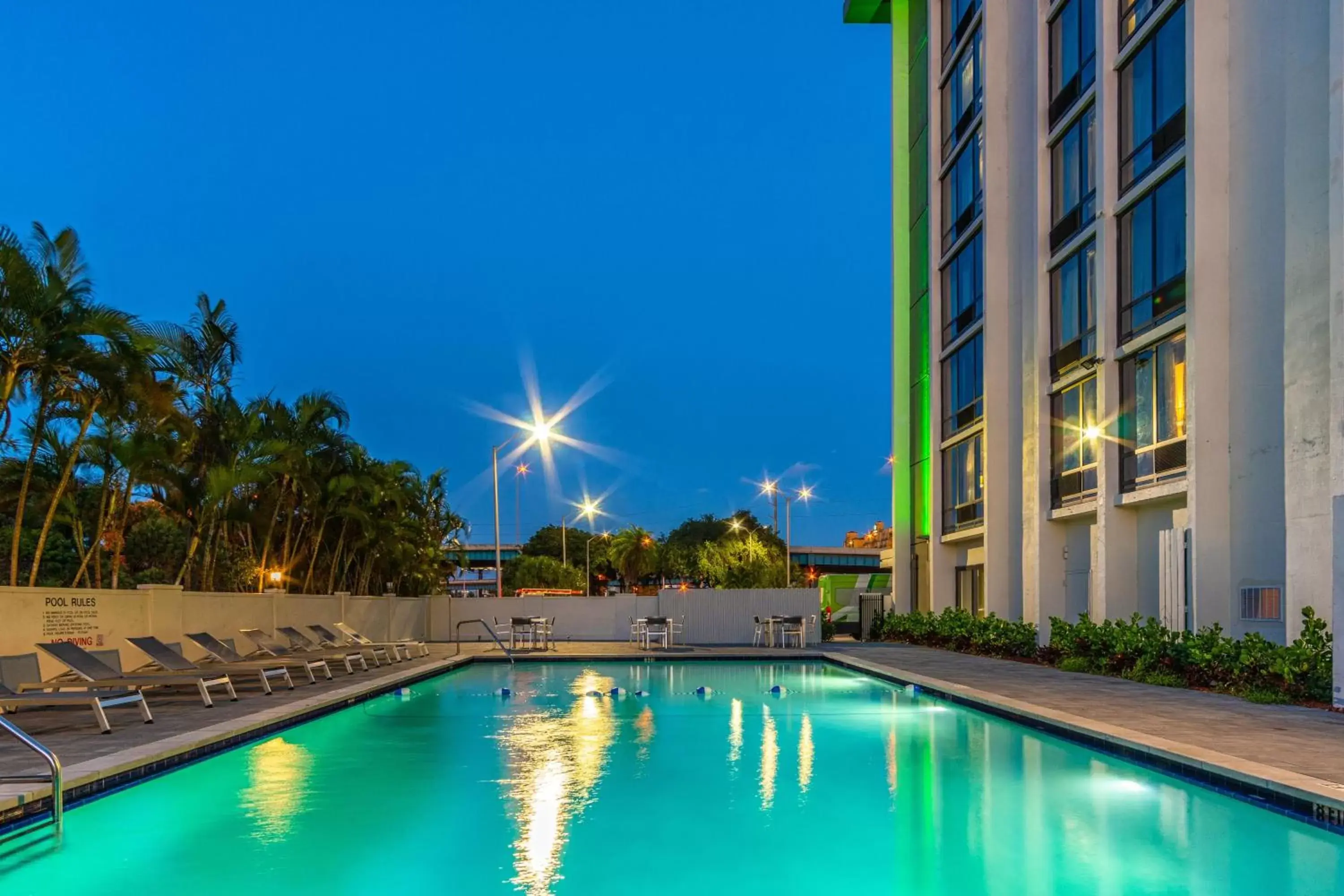 Swimming Pool in Holiday Inn Miami International Airport, an IHG Hotel