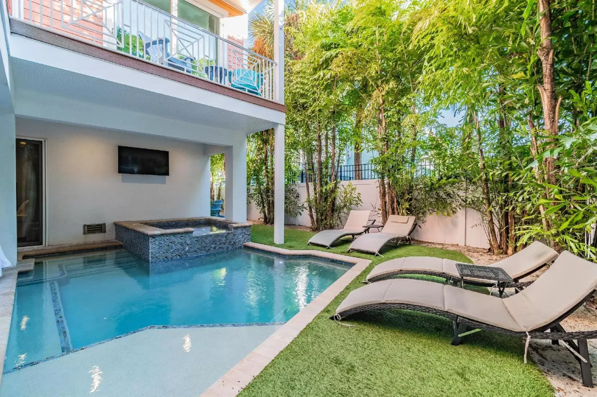 Swimming Pool in Playa Esmeralda Boutique Inn