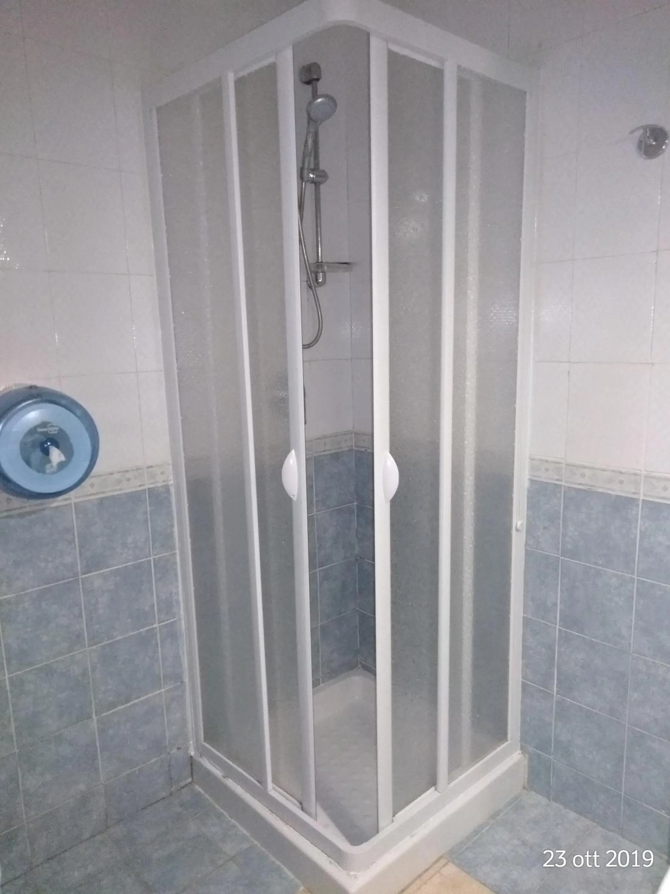 Shower in Hotel Virgilio