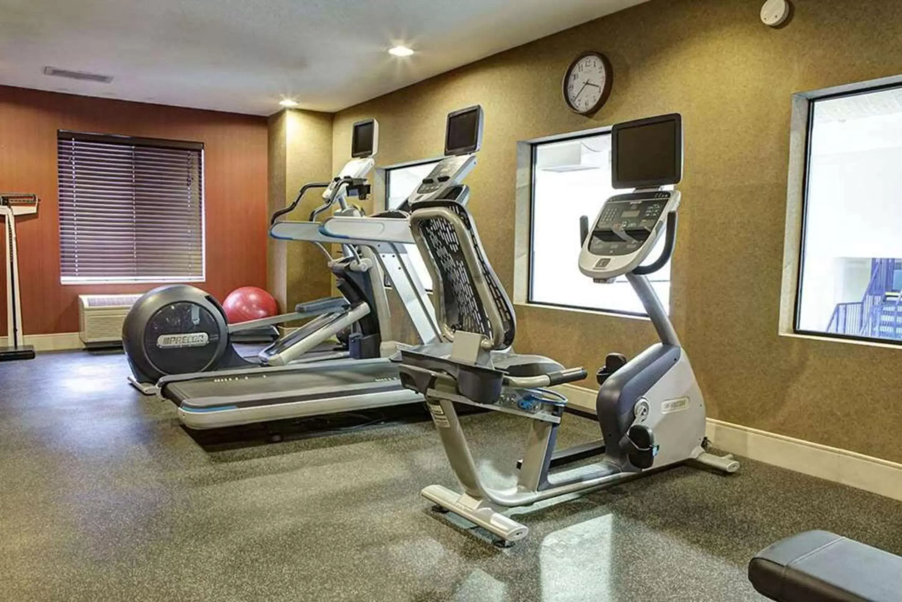 Fitness centre/facilities, Fitness Center/Facilities in Comfort Inn & Suites Rapid City near Mt Rushmore