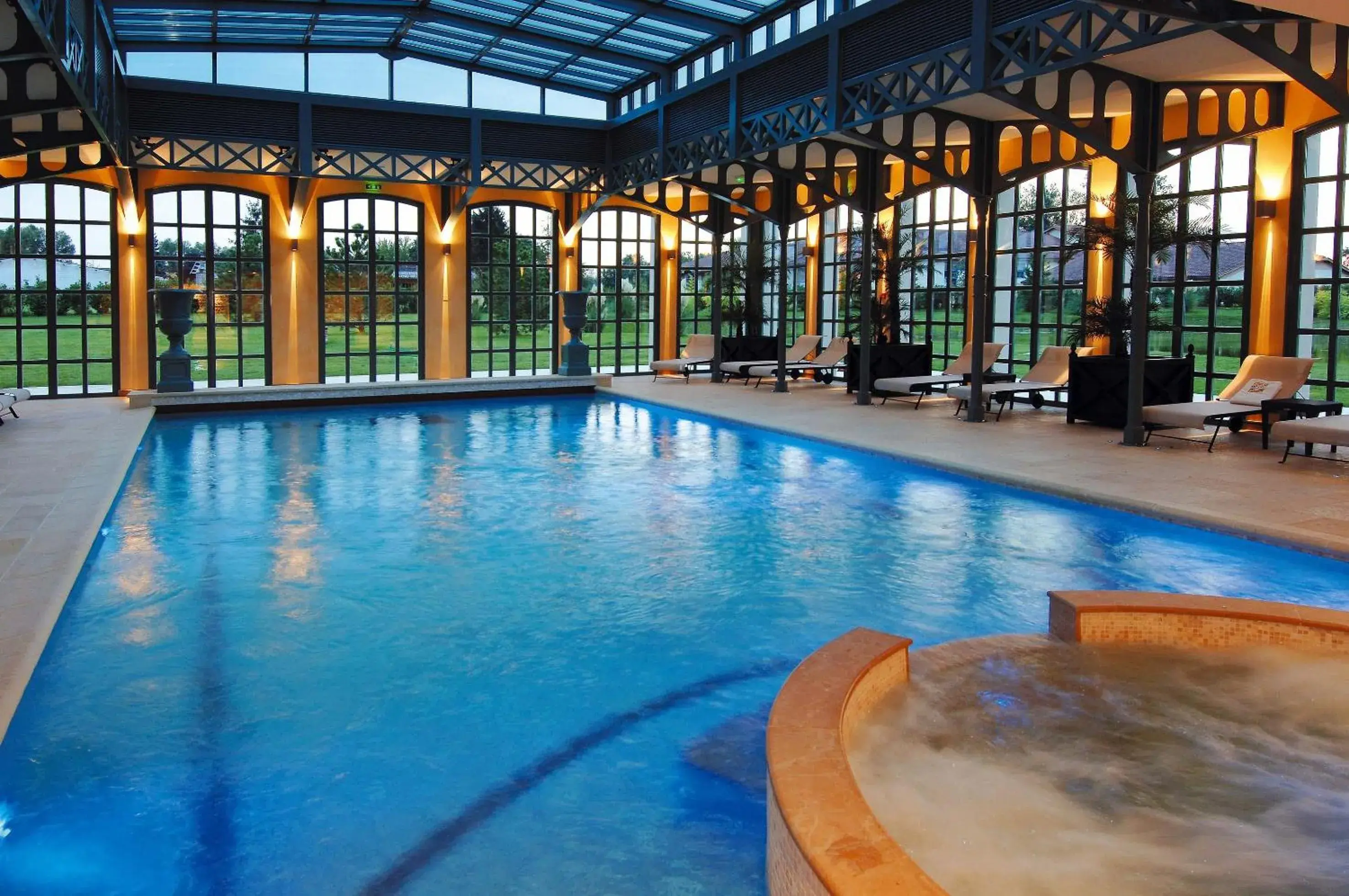 Swimming Pool in Georges Blanc Parc & Spa