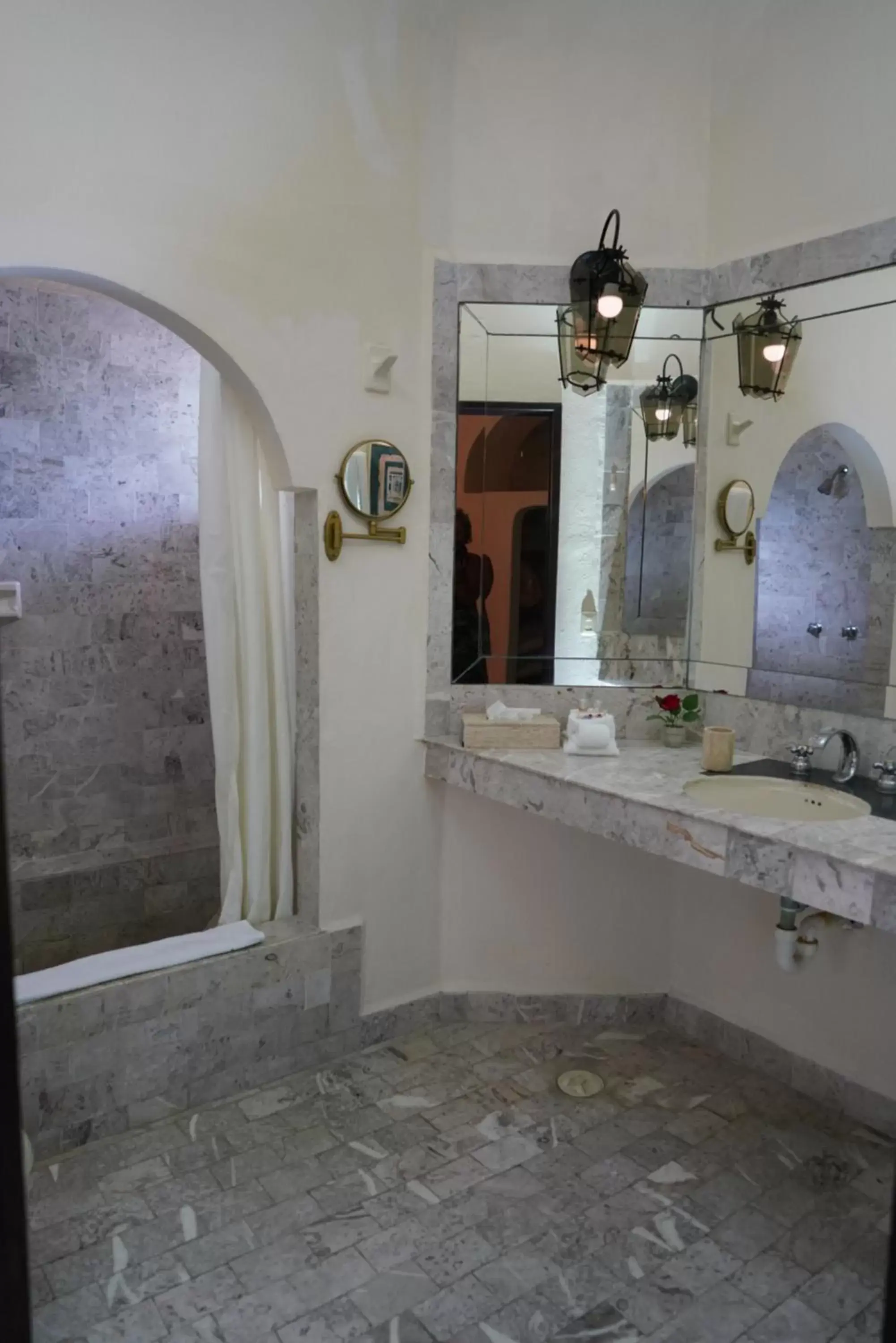 Bathroom in Villablanca Garden Beach Hotel