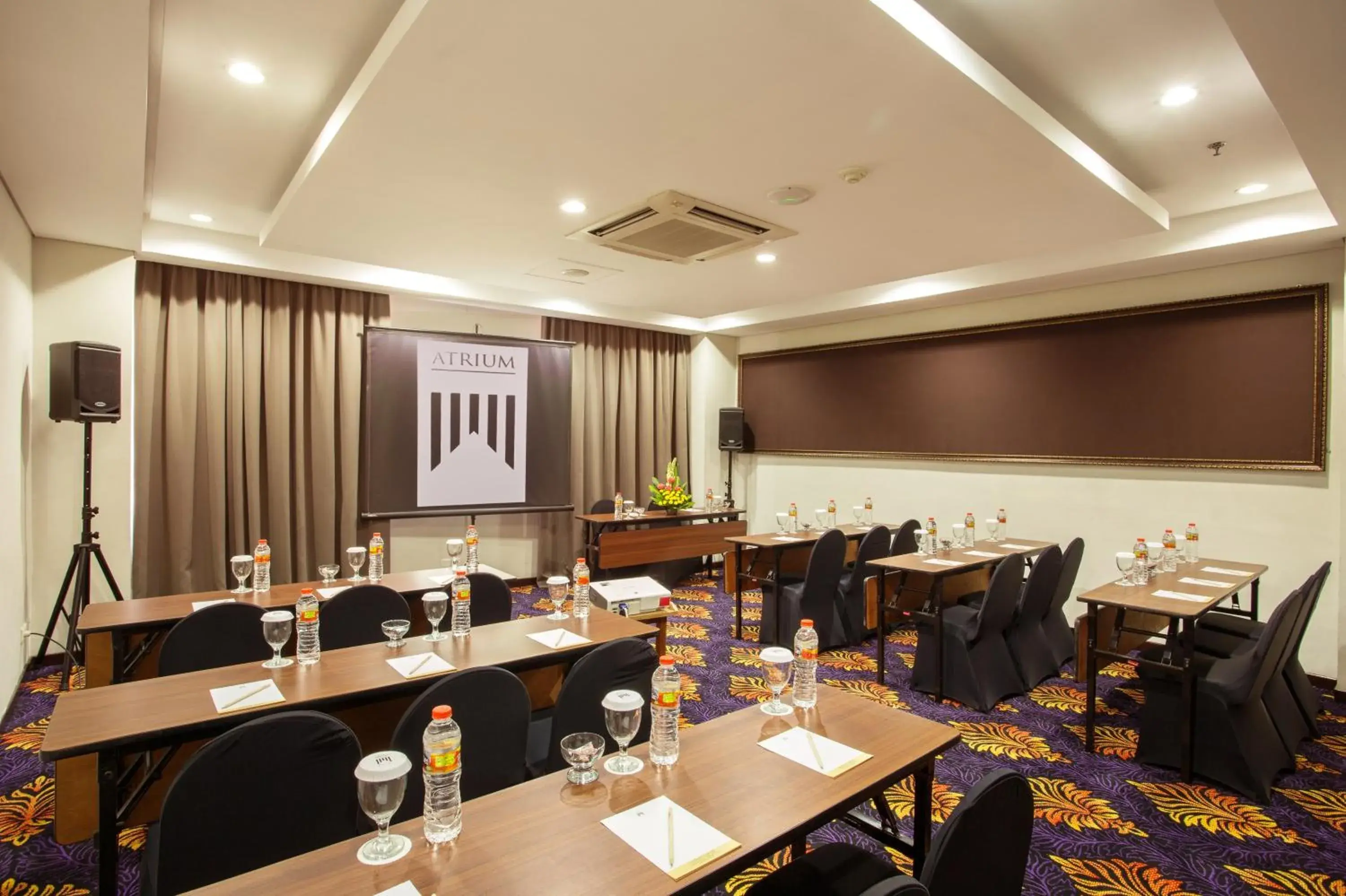 Meeting/conference room in Atrium Premiere Hotel