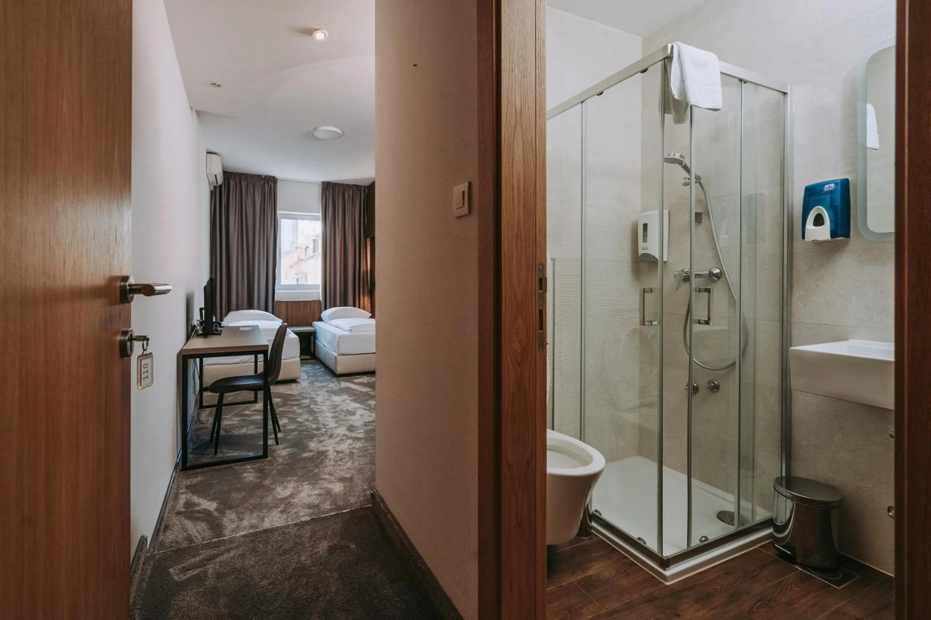 Bed in Hotel Sliško