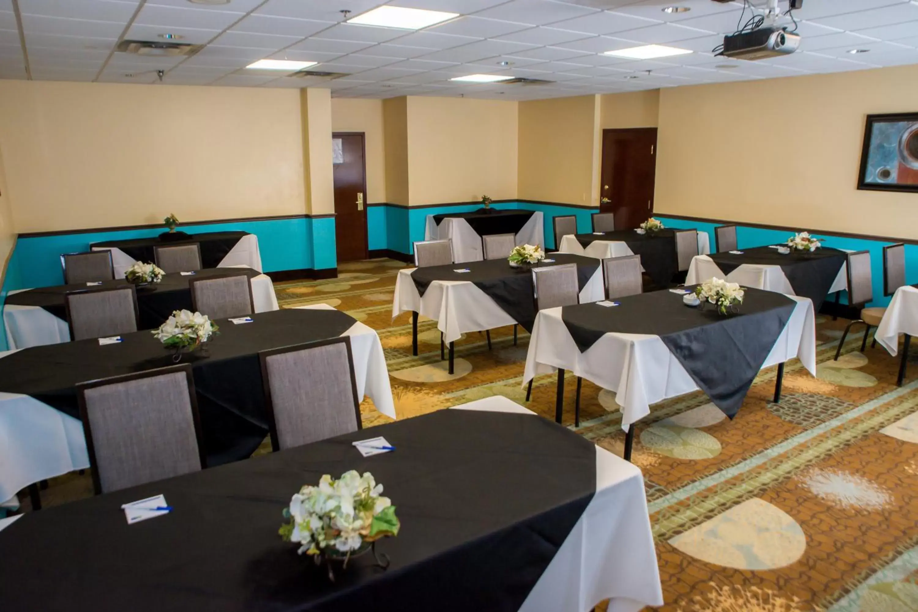 Meeting/conference room, Banquet Facilities in Holiday Inn Express Hotel & Suites Cocoa, an IHG Hotel