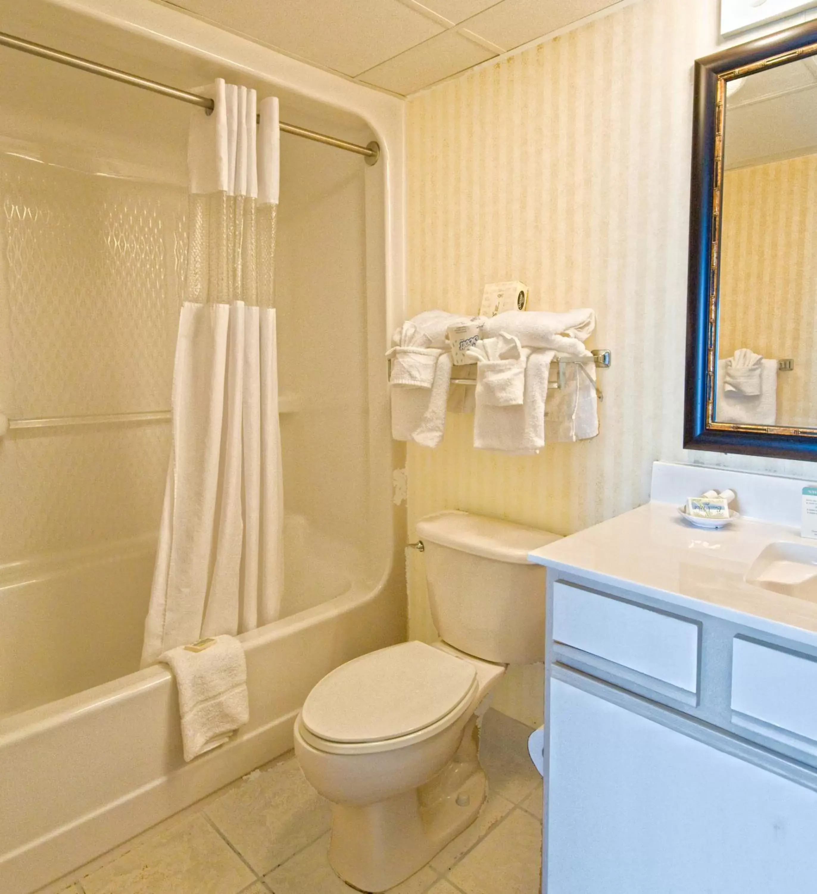 Shower, Bathroom in Bay View Resort Myrtle Beach