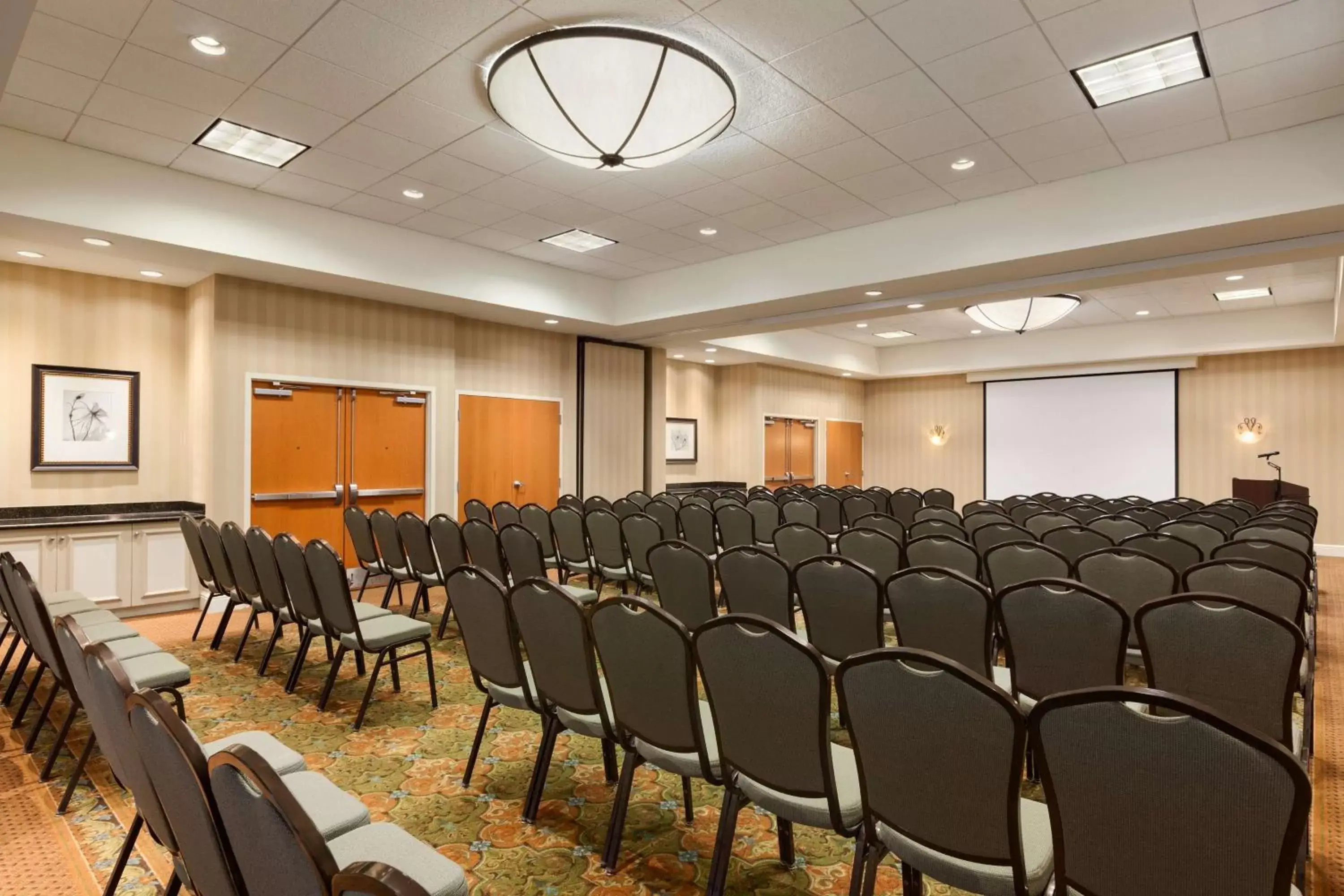 Meeting/conference room in Hilton Garden Inn Solomons