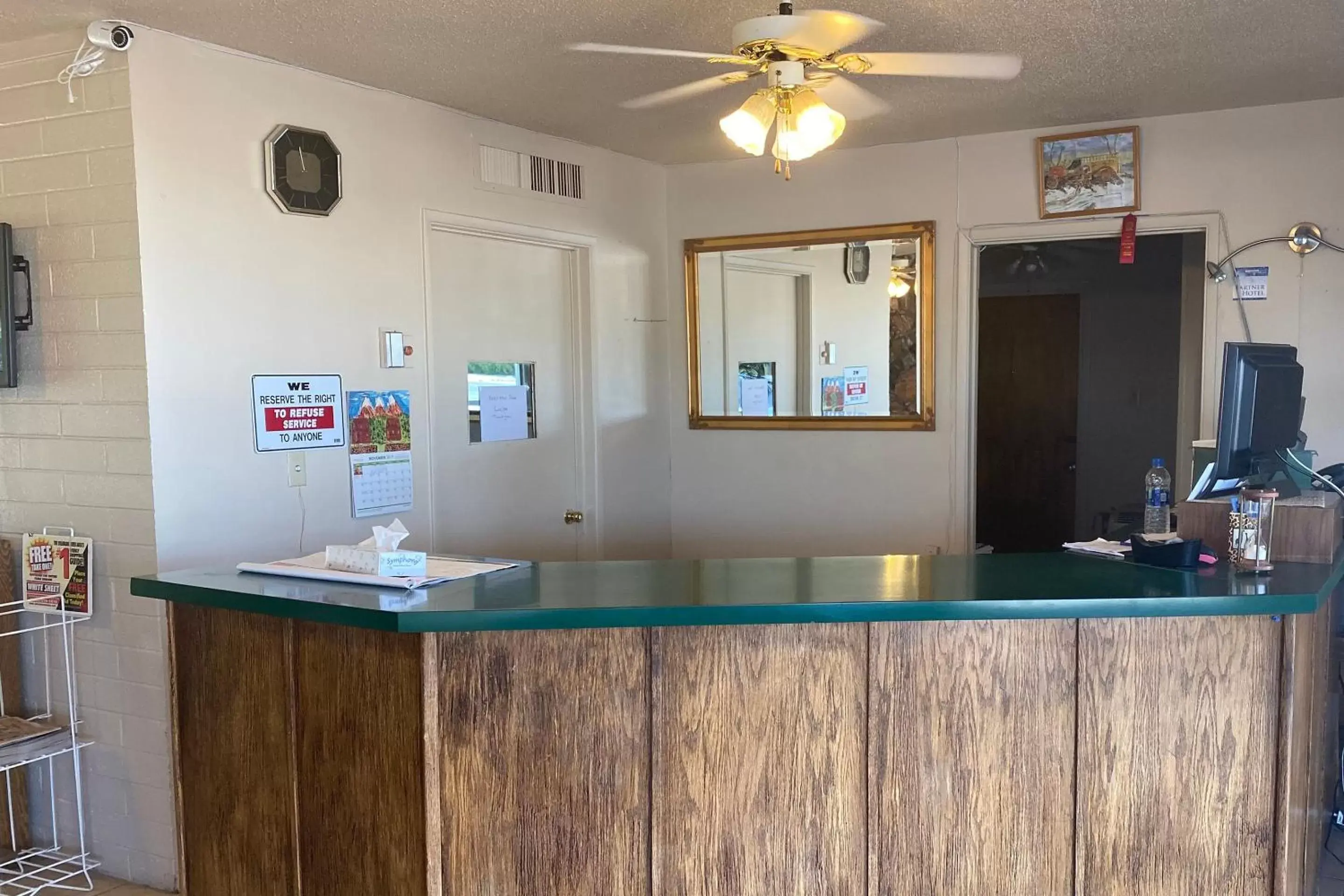 Lobby or reception, Lobby/Reception in OYO Hotel Yuma AZ Desert Grove