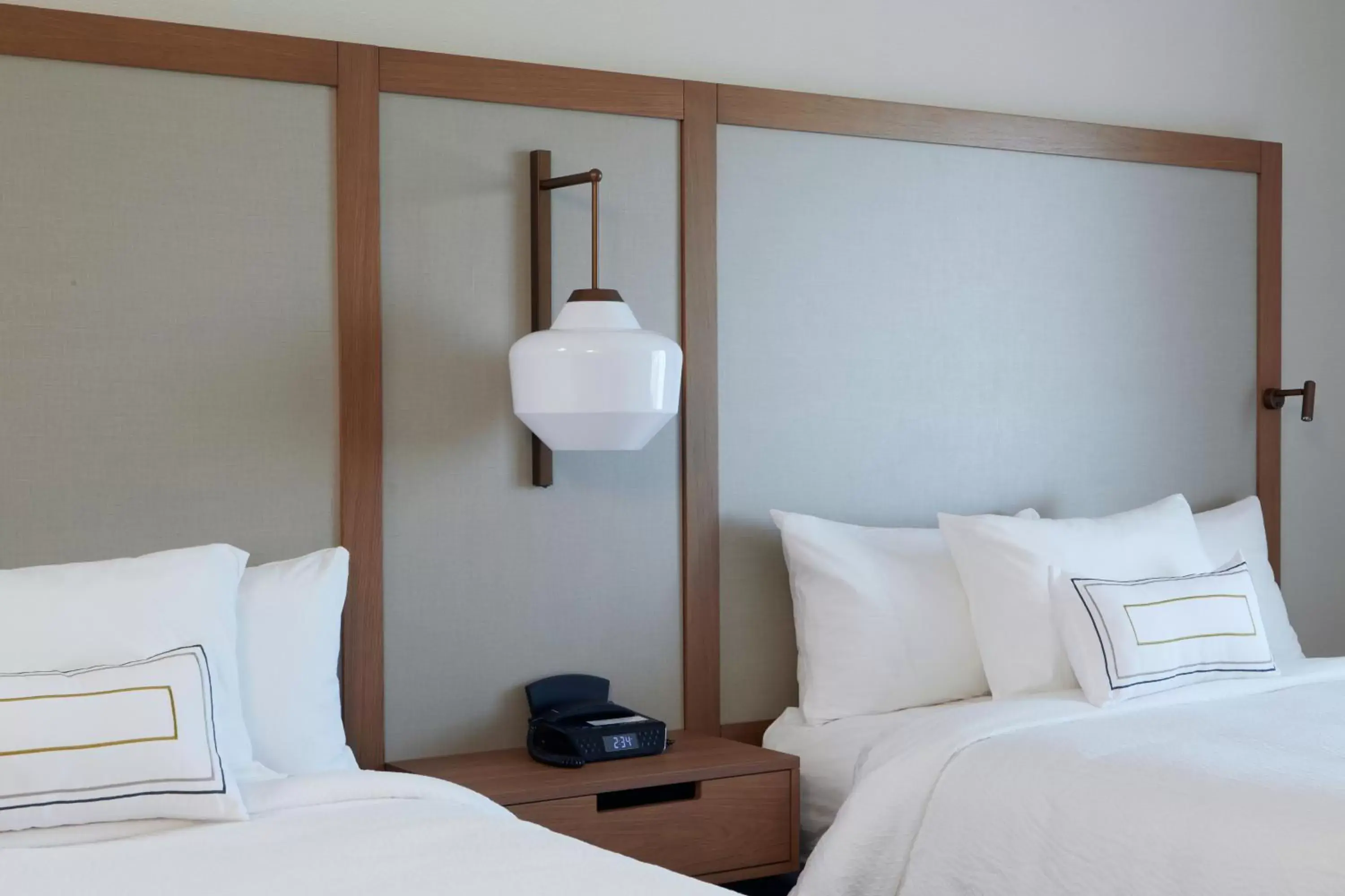 Bed in Fairfield Inn & Suites by Marriott Riverside Moreno Valley