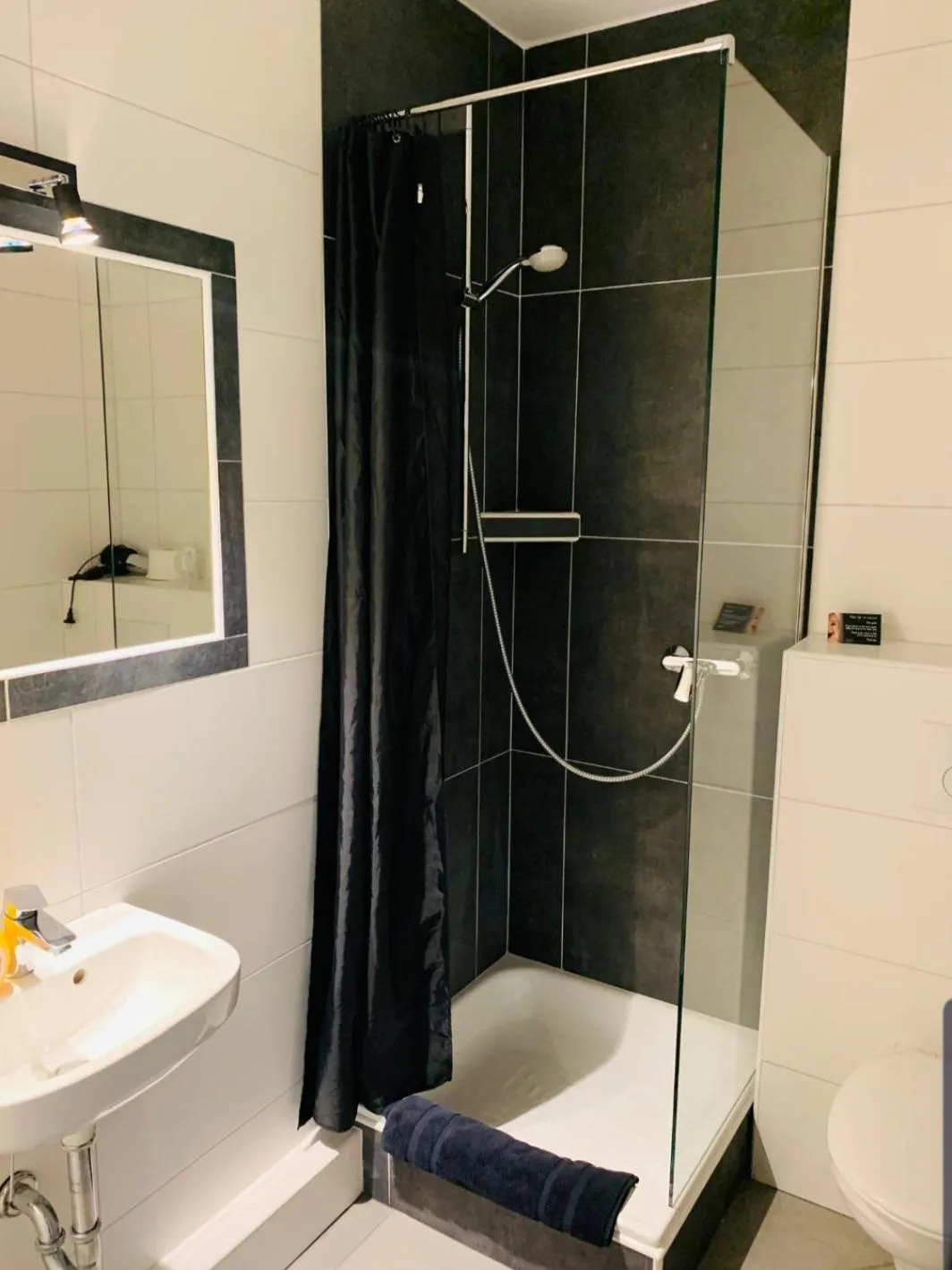 Bathroom in Hotel Schwedenkrone