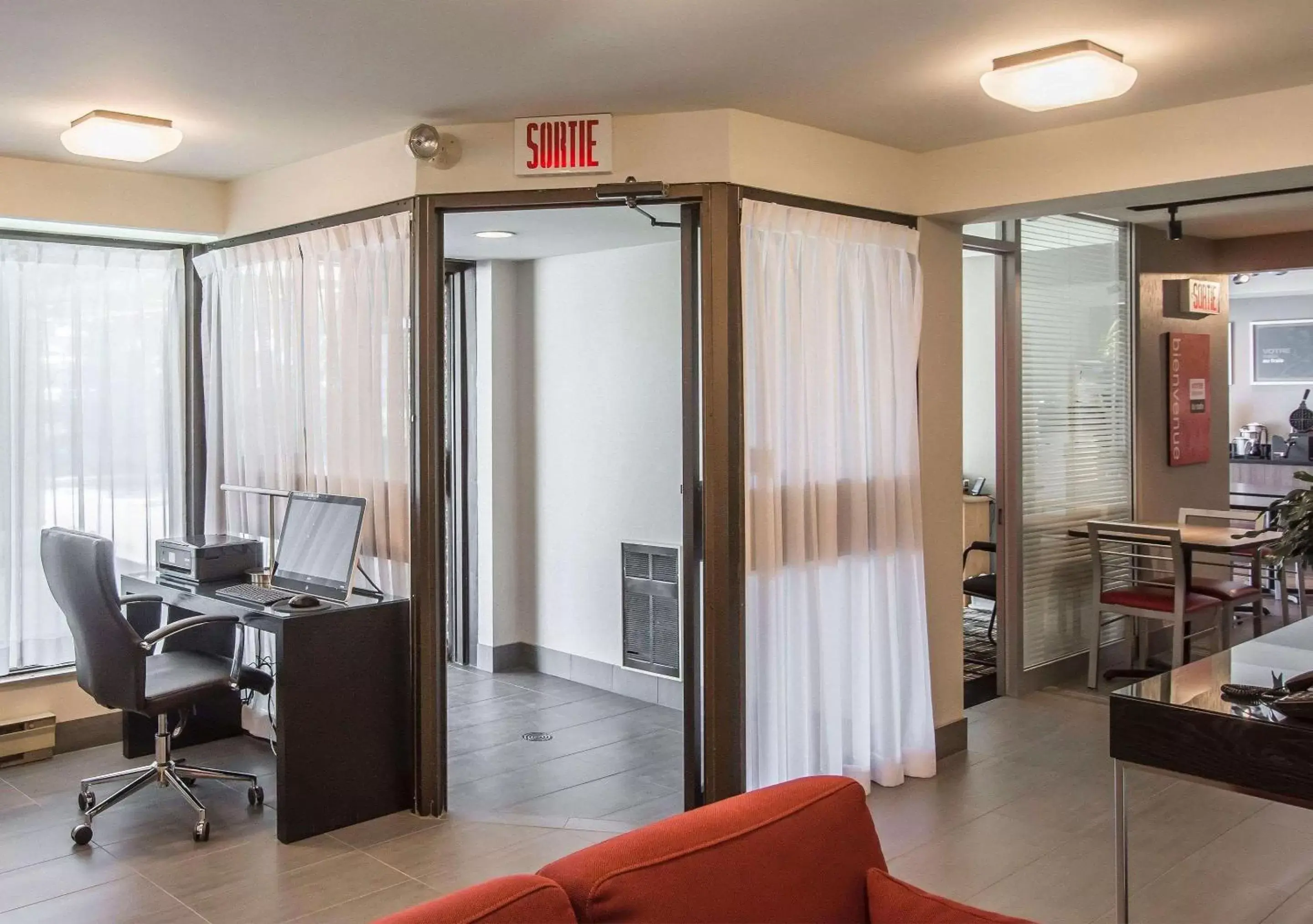 Lobby or reception in Comfort Inn Sherbrooke Lobby or reception in Comfort Inn Sherbrooke