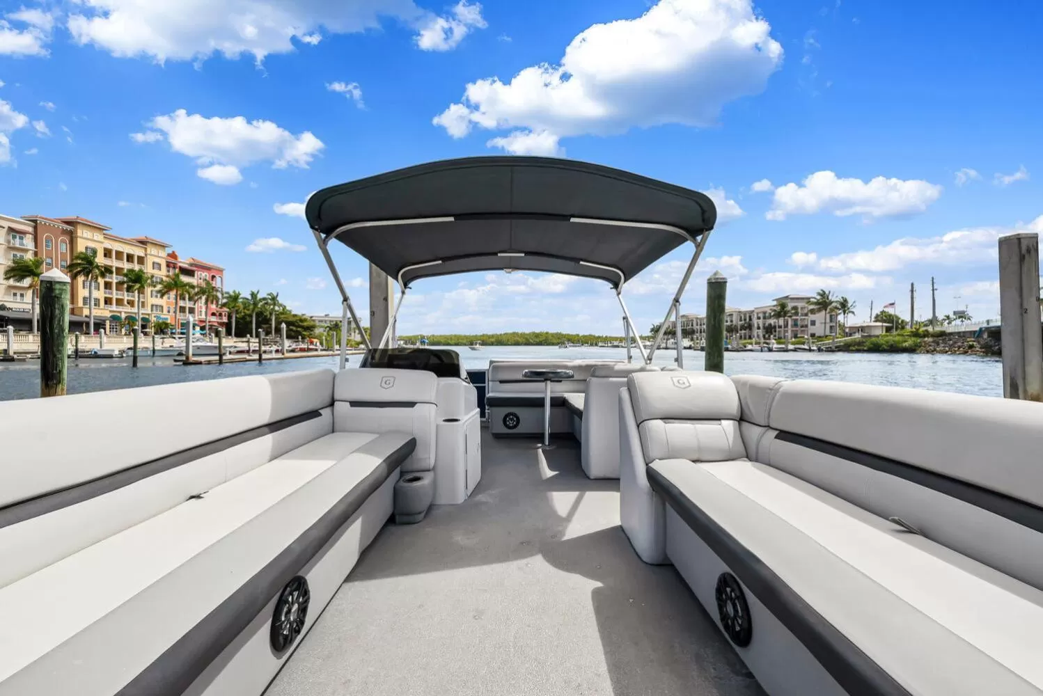 River view in Bayfront Inn 5th Avenue