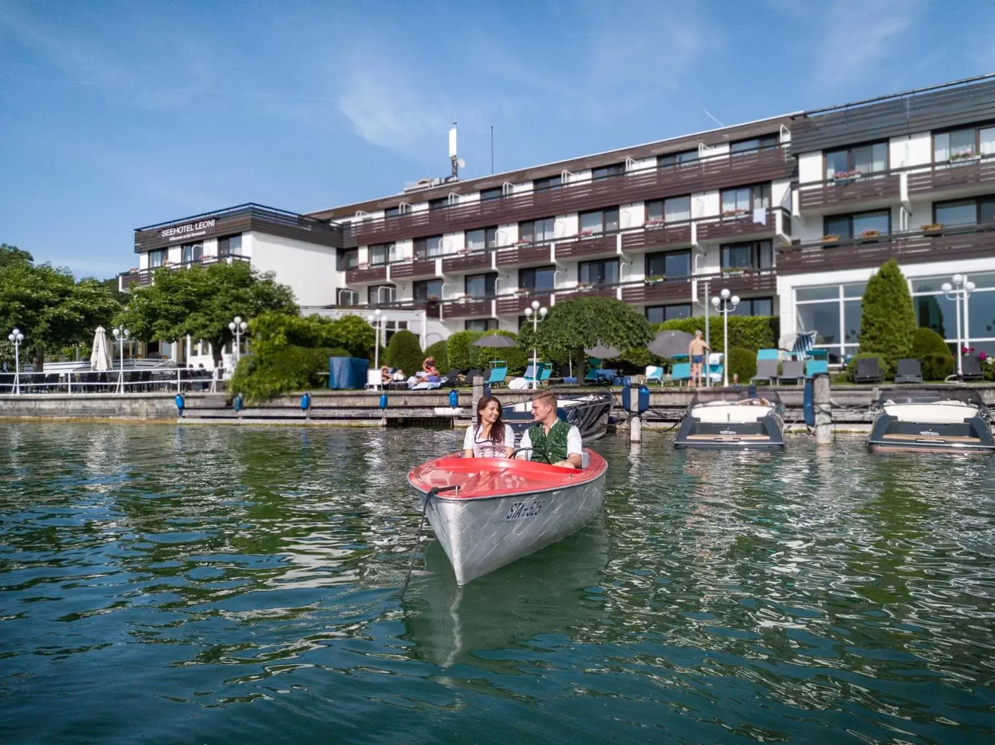 Canoeing, Property Building in Seehotel Leoni