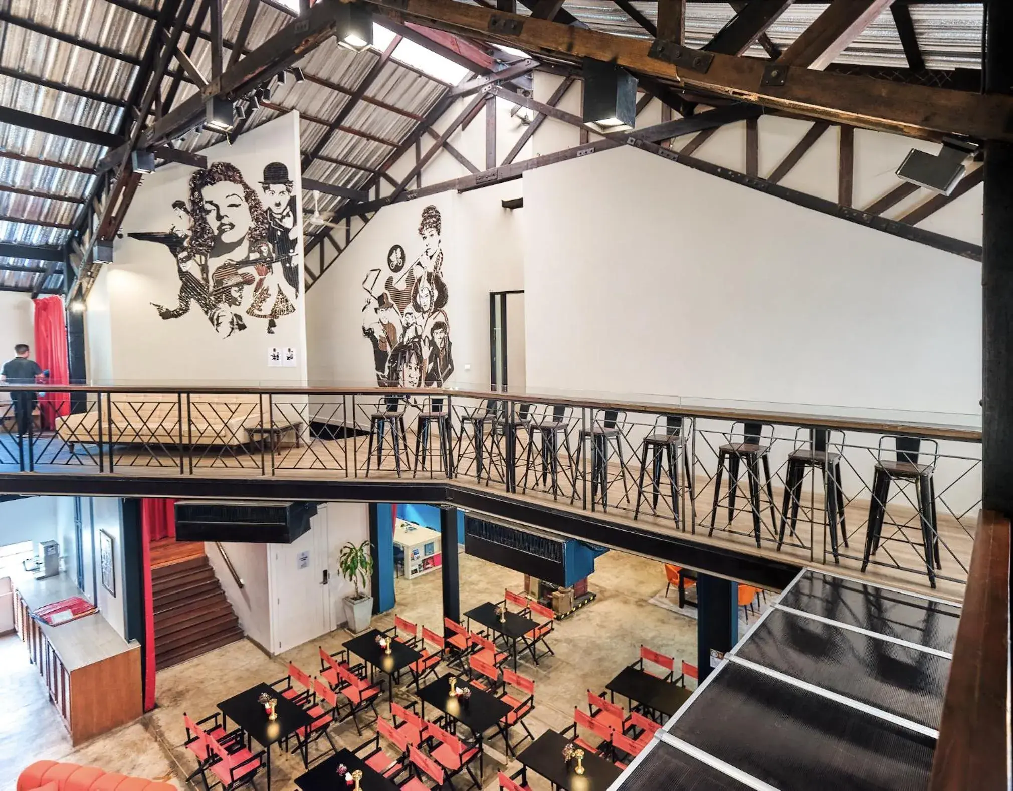 Property building in Prince Theatre Heritage Stay Hostel - Silom Property building in Prince Theatre Heritage Stay Hostel - Silom