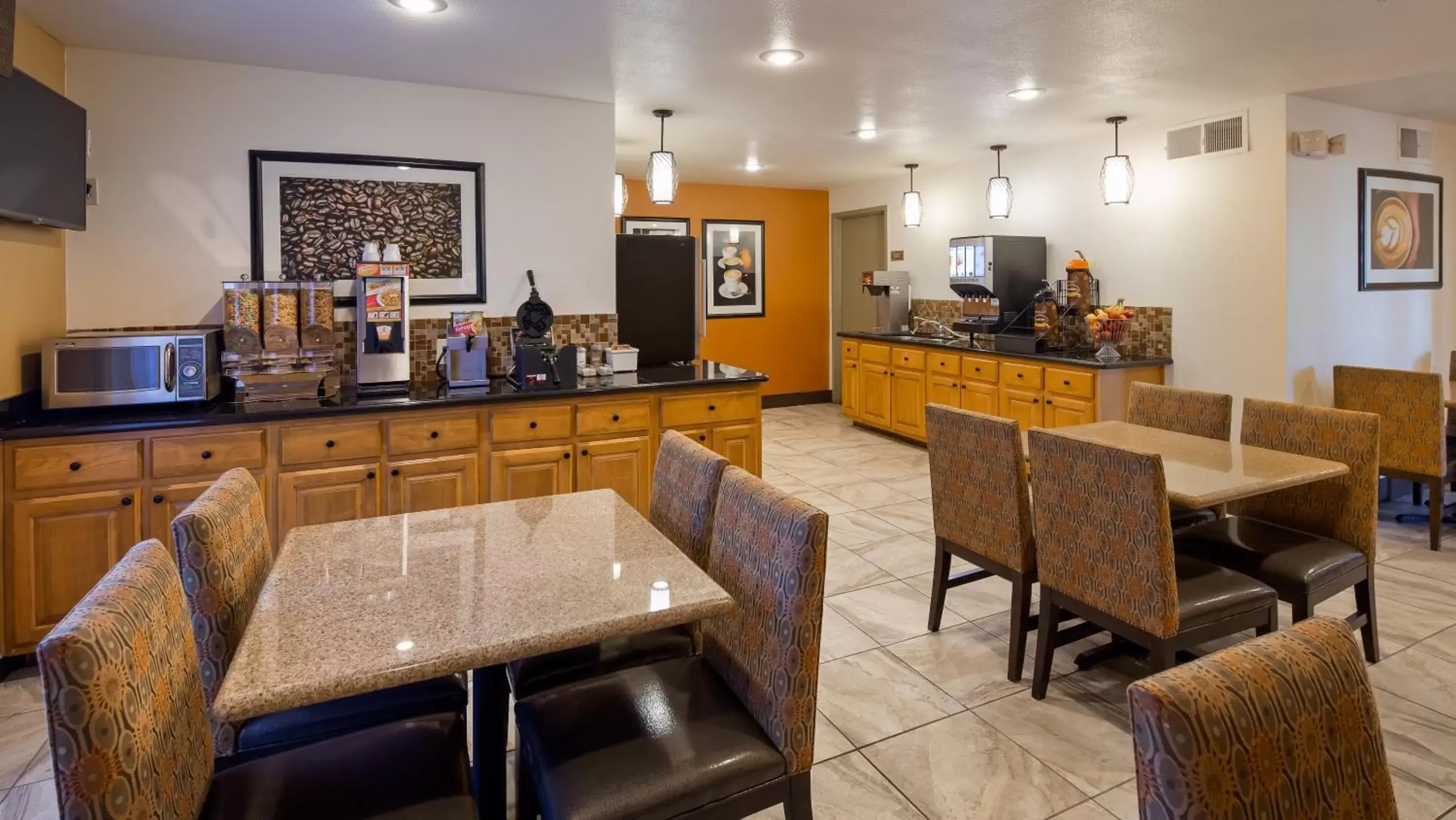 Buffet breakfast, Restaurant/Places to Eat in Best Western East El Paso Inn