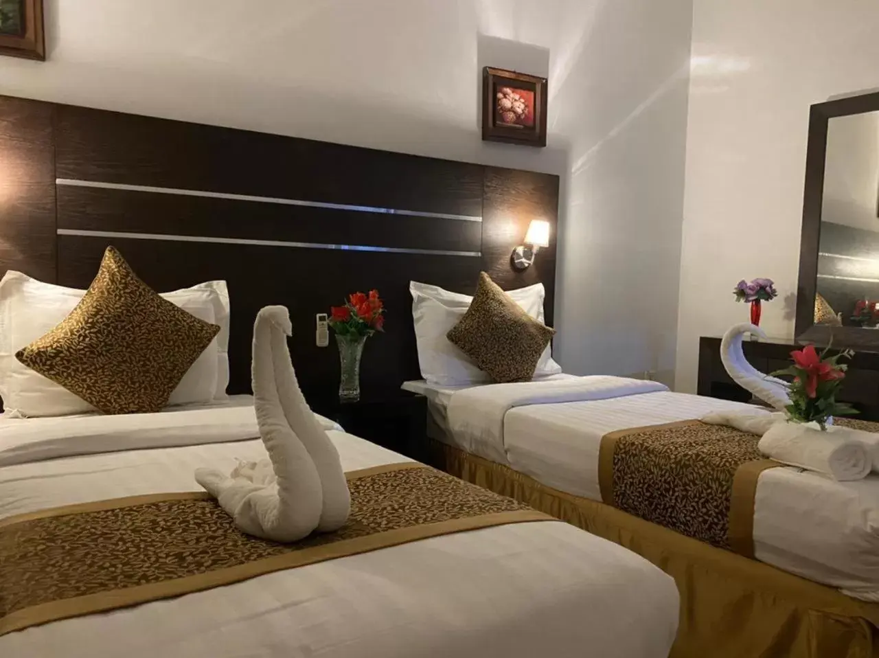 Bedroom, Bed in Rest Night Hotel Suites- - AL Nafal