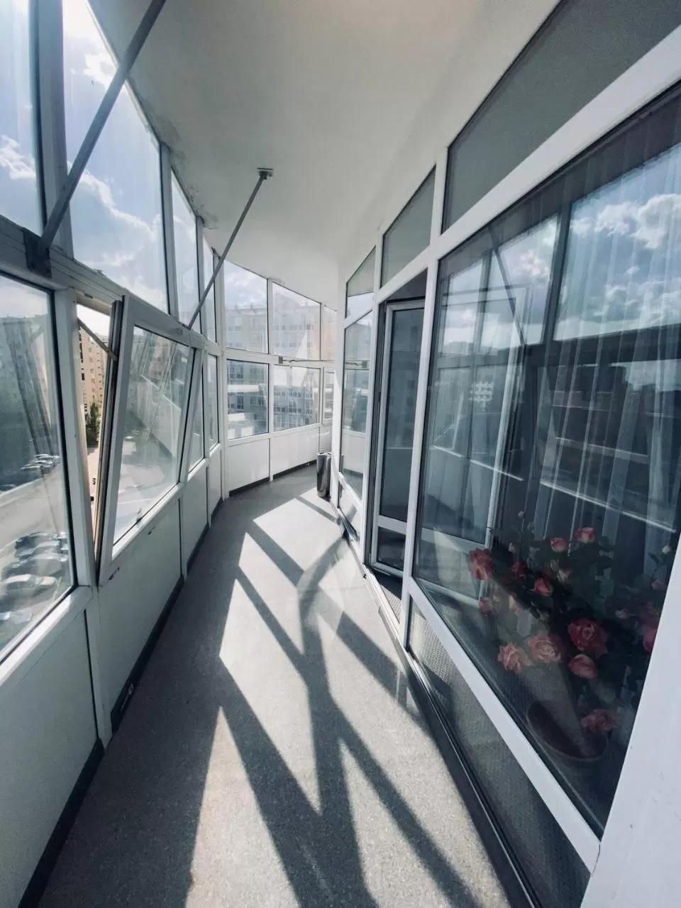 Balcony/Terrace in "Rush Hotel"