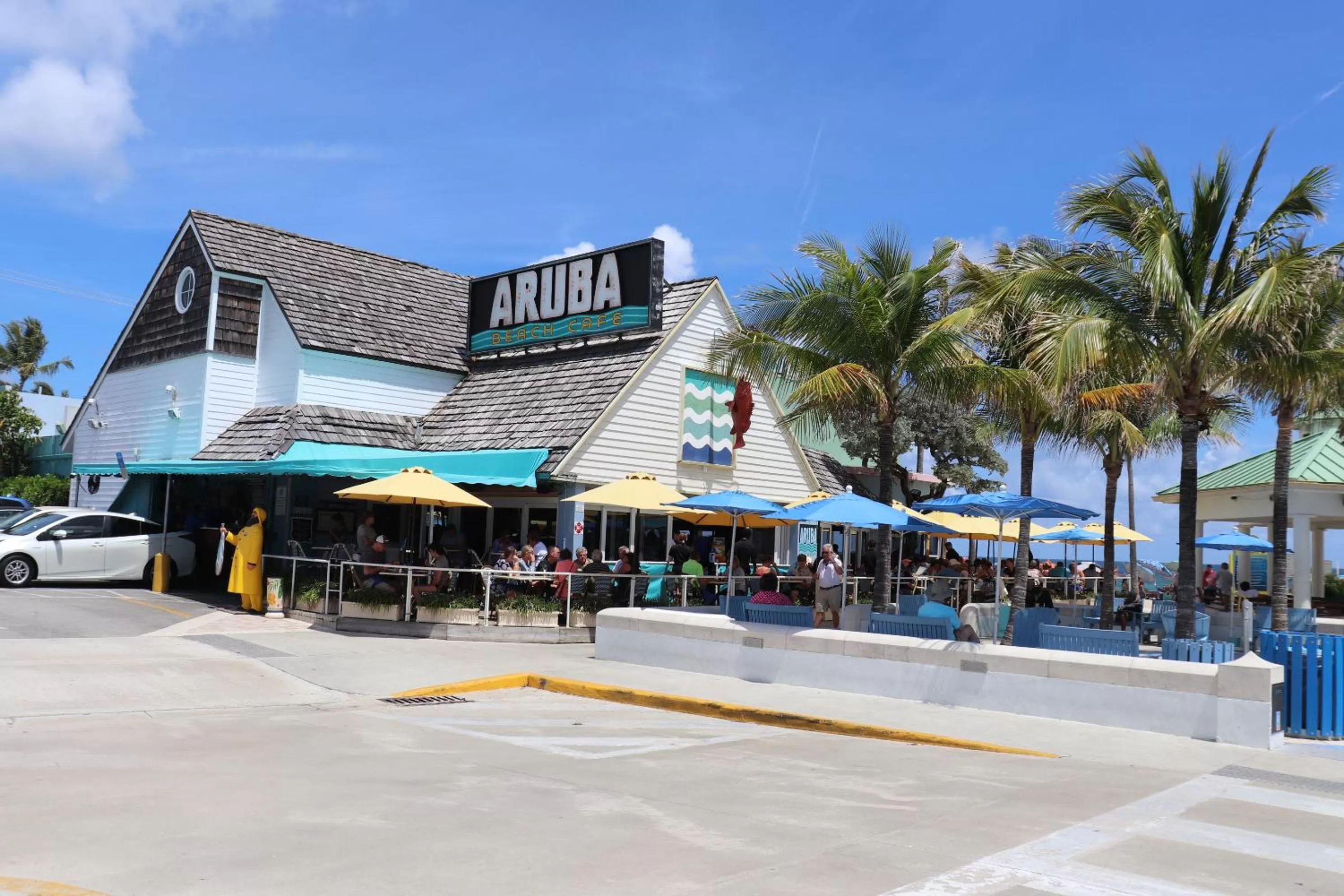 Property building in Ocean Mile Hotel