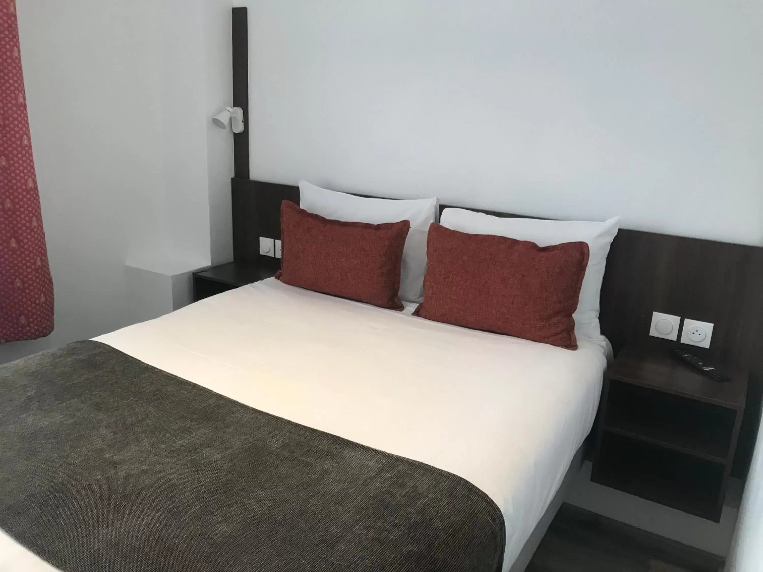 Bed in Hotel Morand