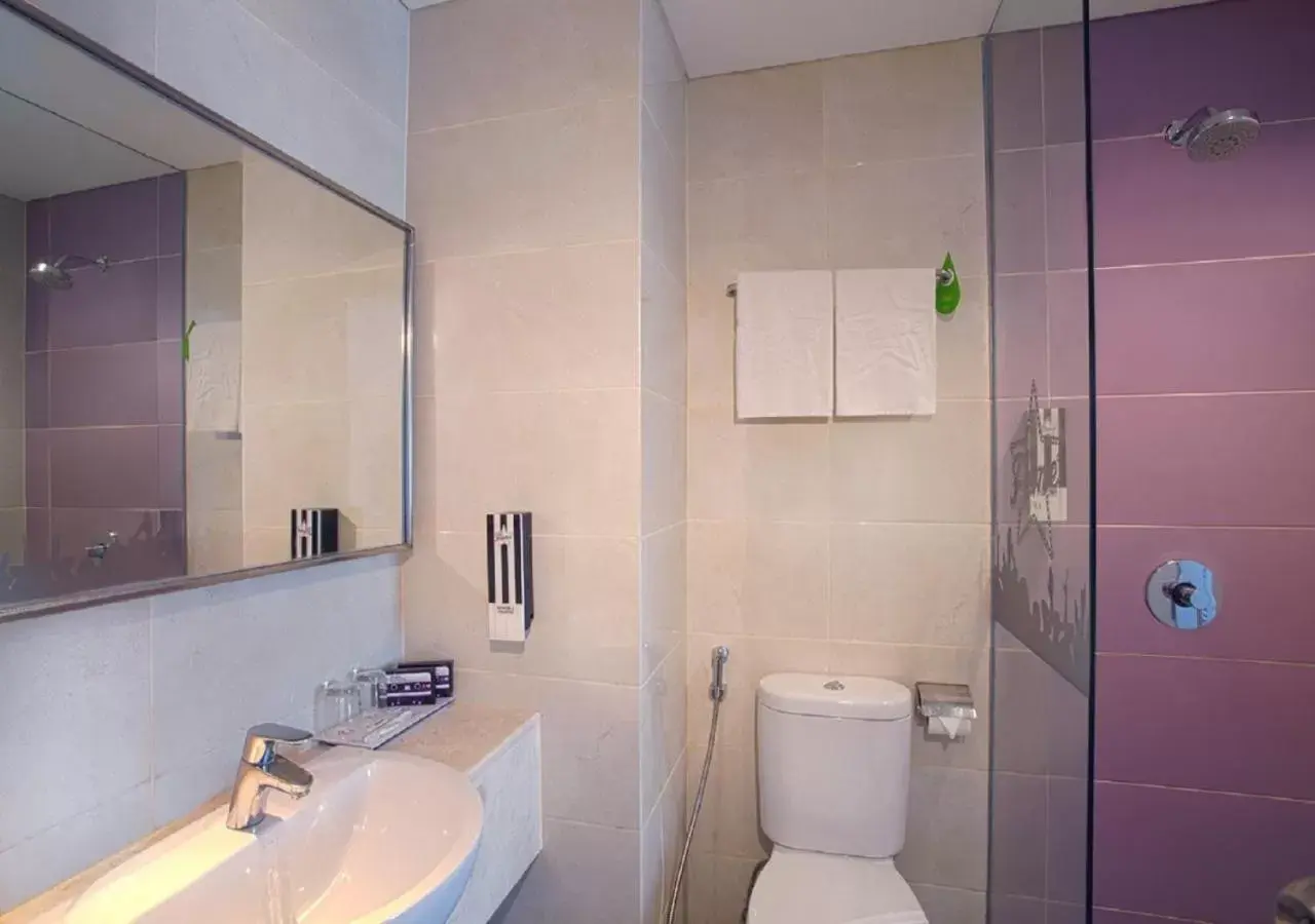 Toilet, Bathroom in Fame Hotel Gading Serpong