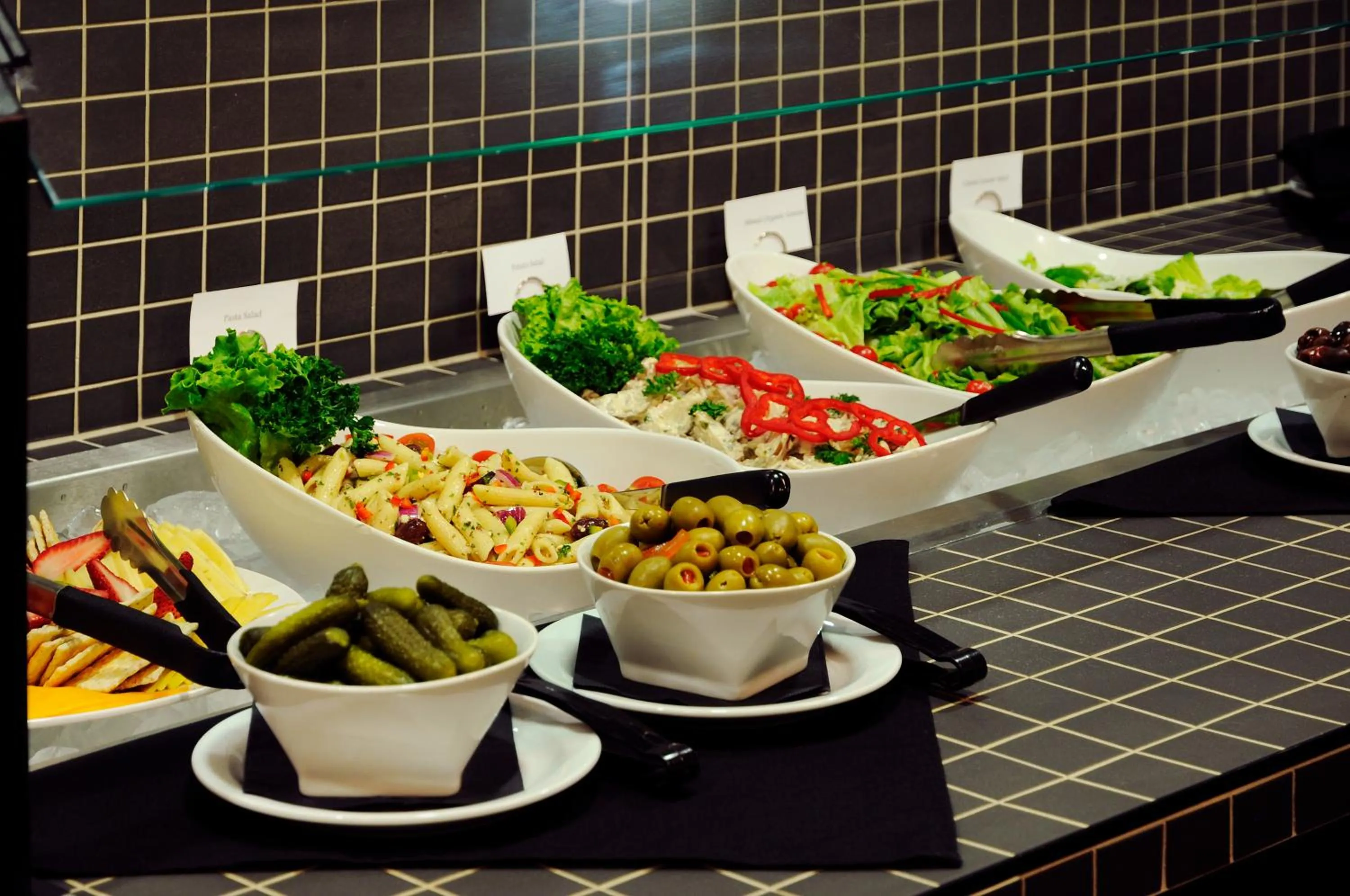 Food and drinks in Chateau Nova Yellowhead