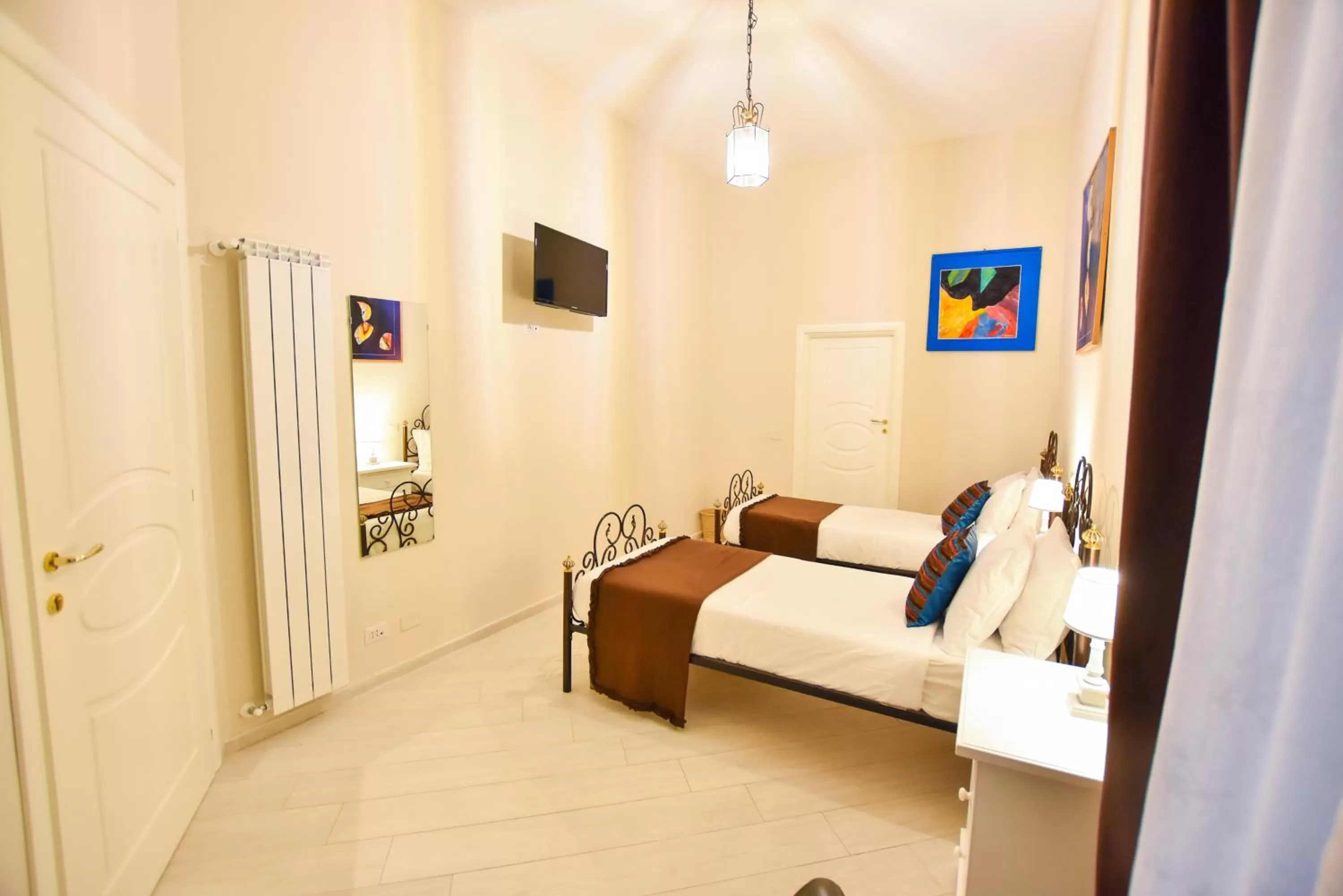 Bedroom, Bed in Domus Borbonica